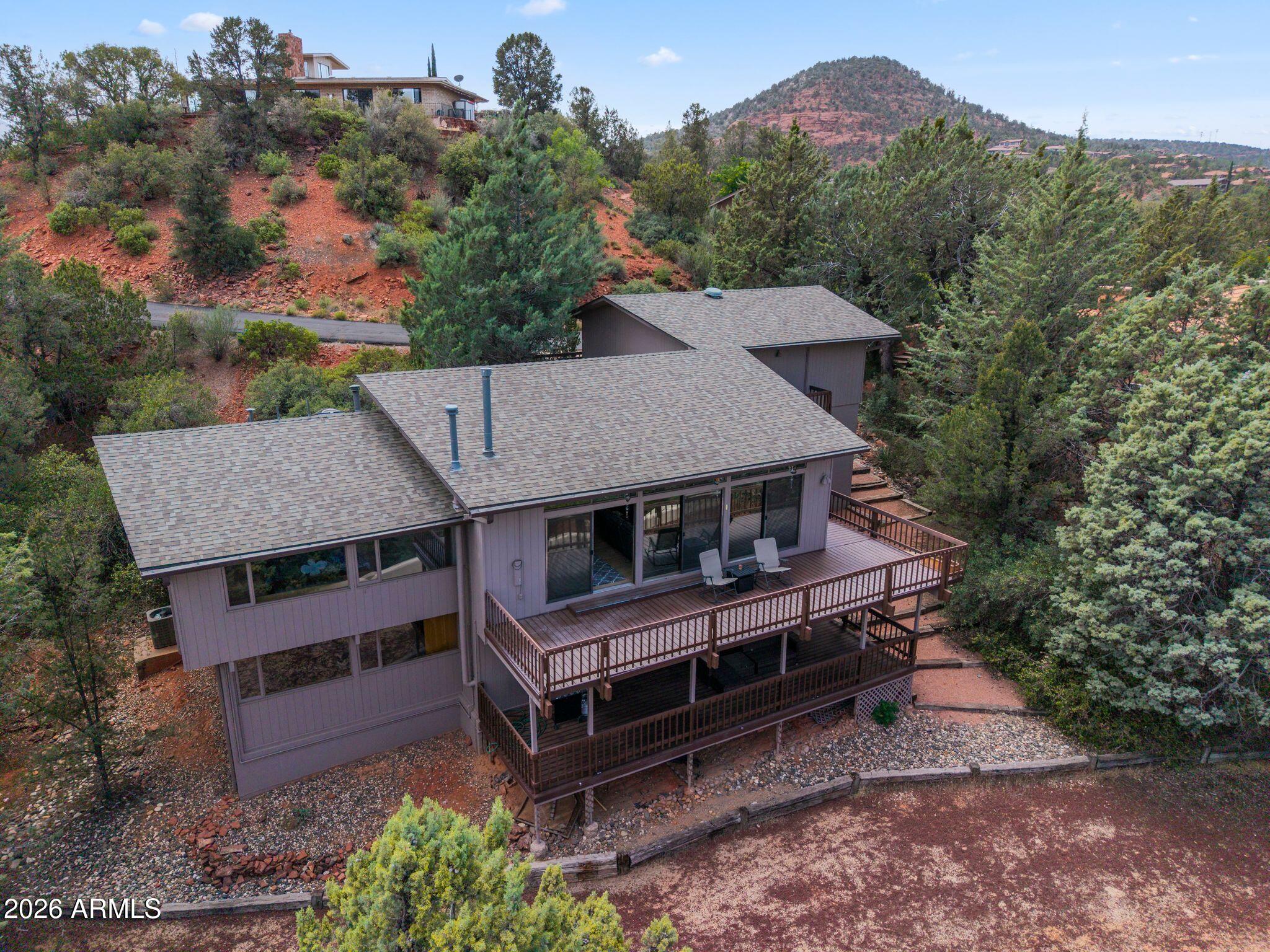 ROLLING HILLS ESTATES 3 - Residential