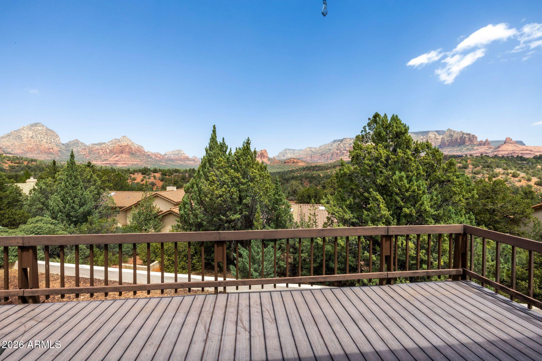 ROLLING HILLS ESTATES 3 - Residential