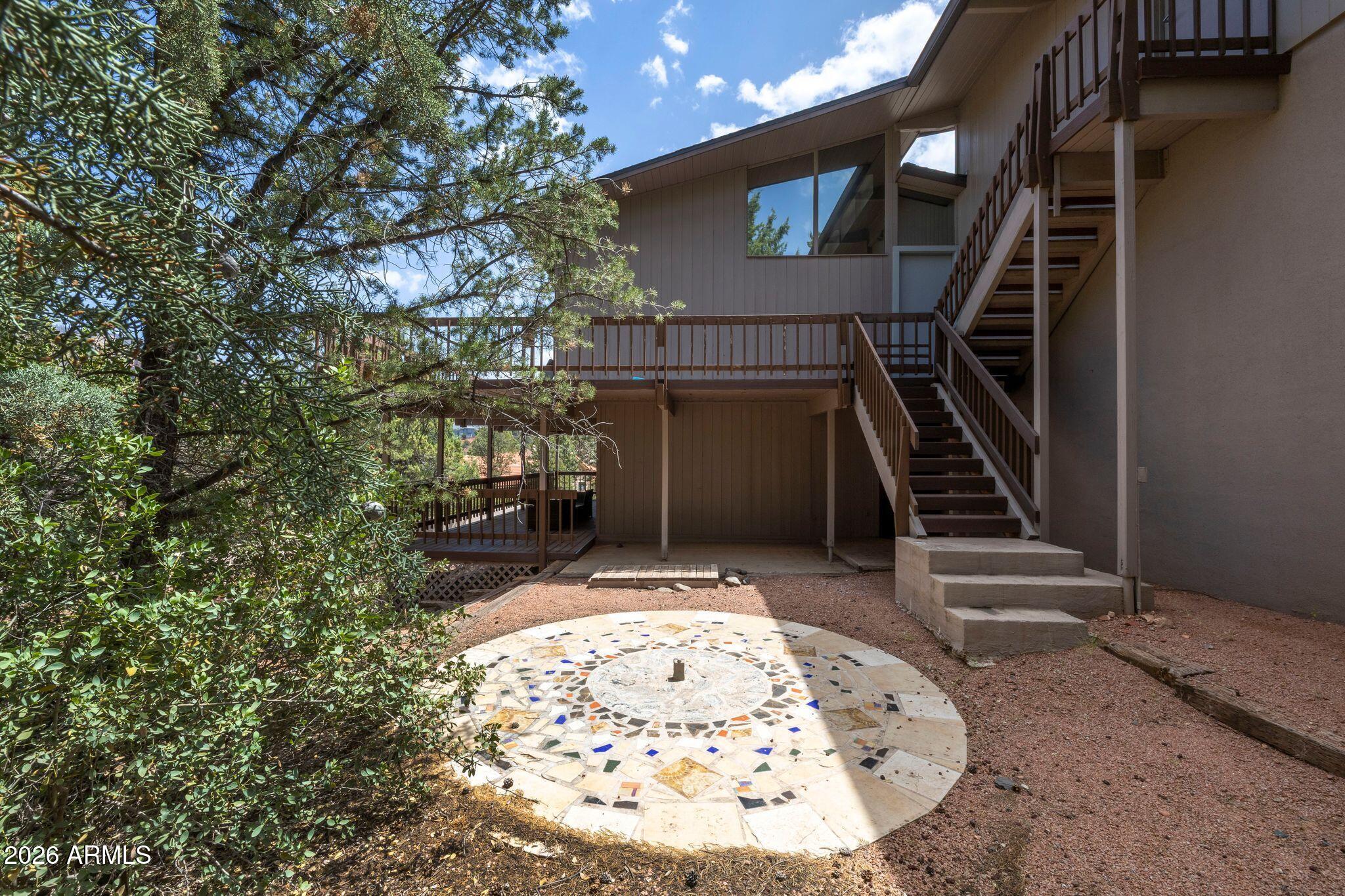 ROLLING HILLS ESTATES 3 - Residential
