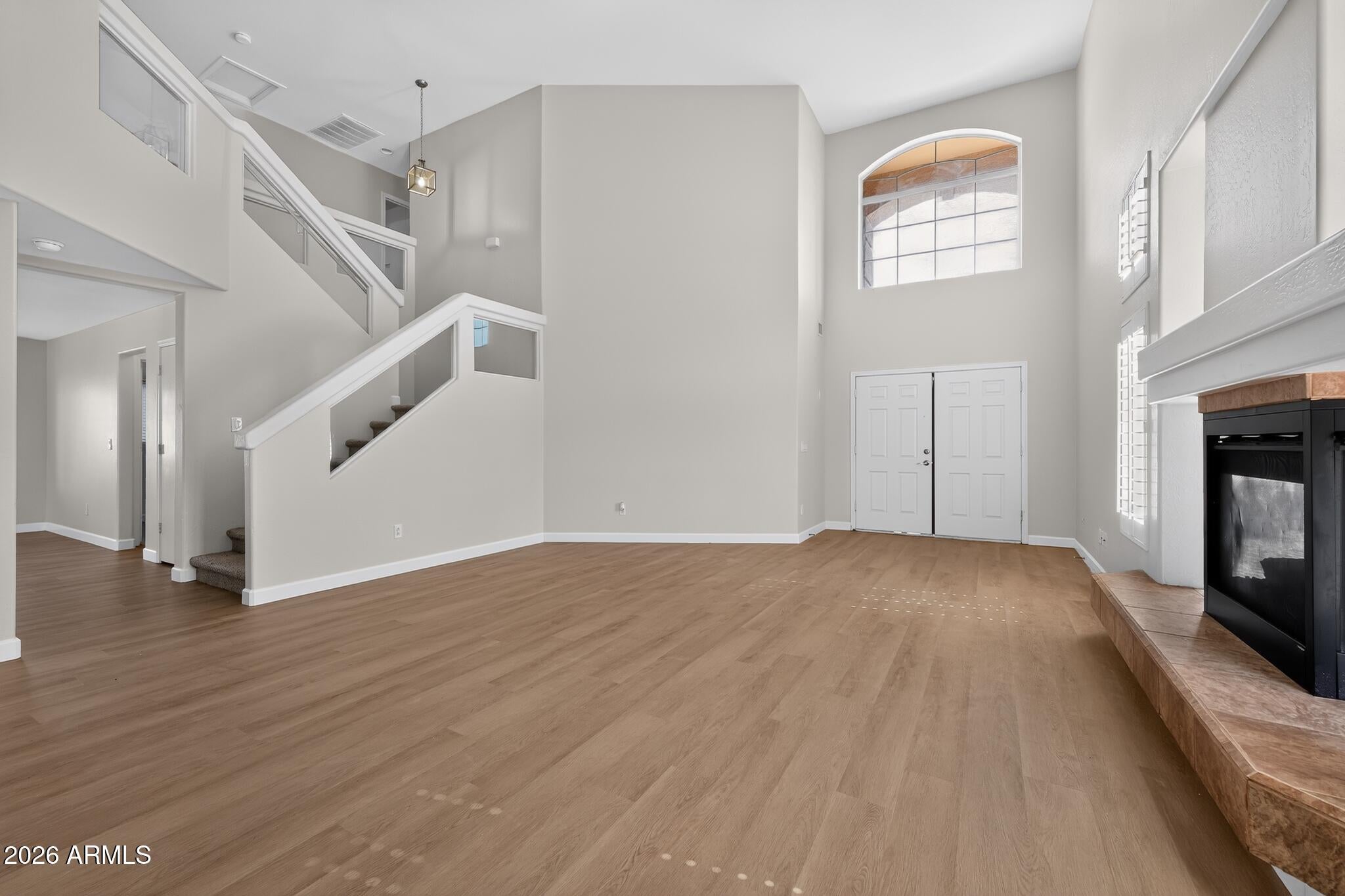 684 E MAYFIELD Drive