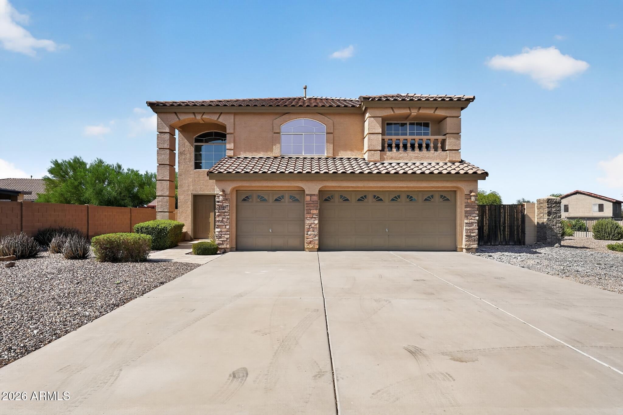 684 E MAYFIELD Drive