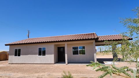 A home in Eloy