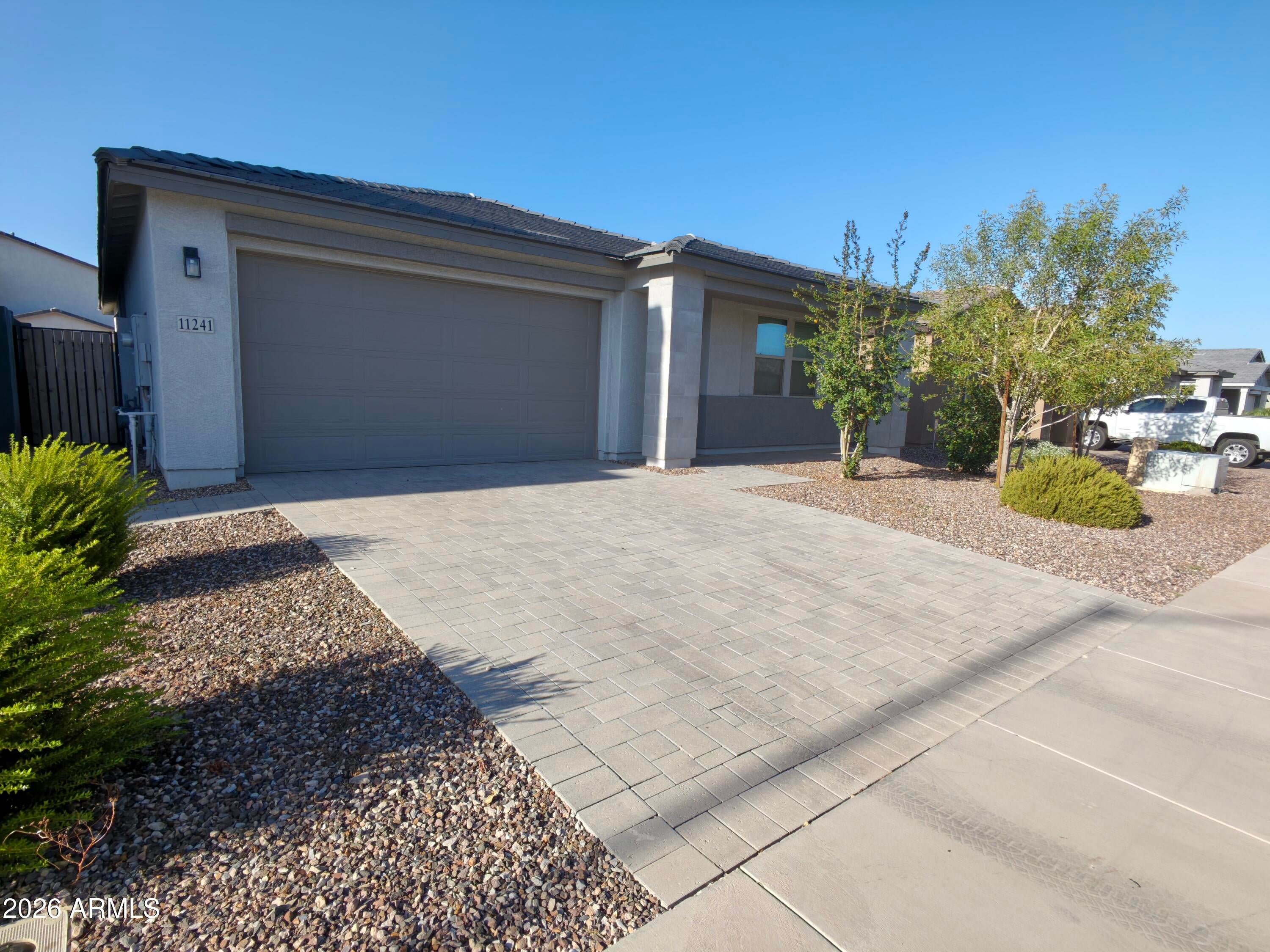 11241 E ULYSSES Avenue