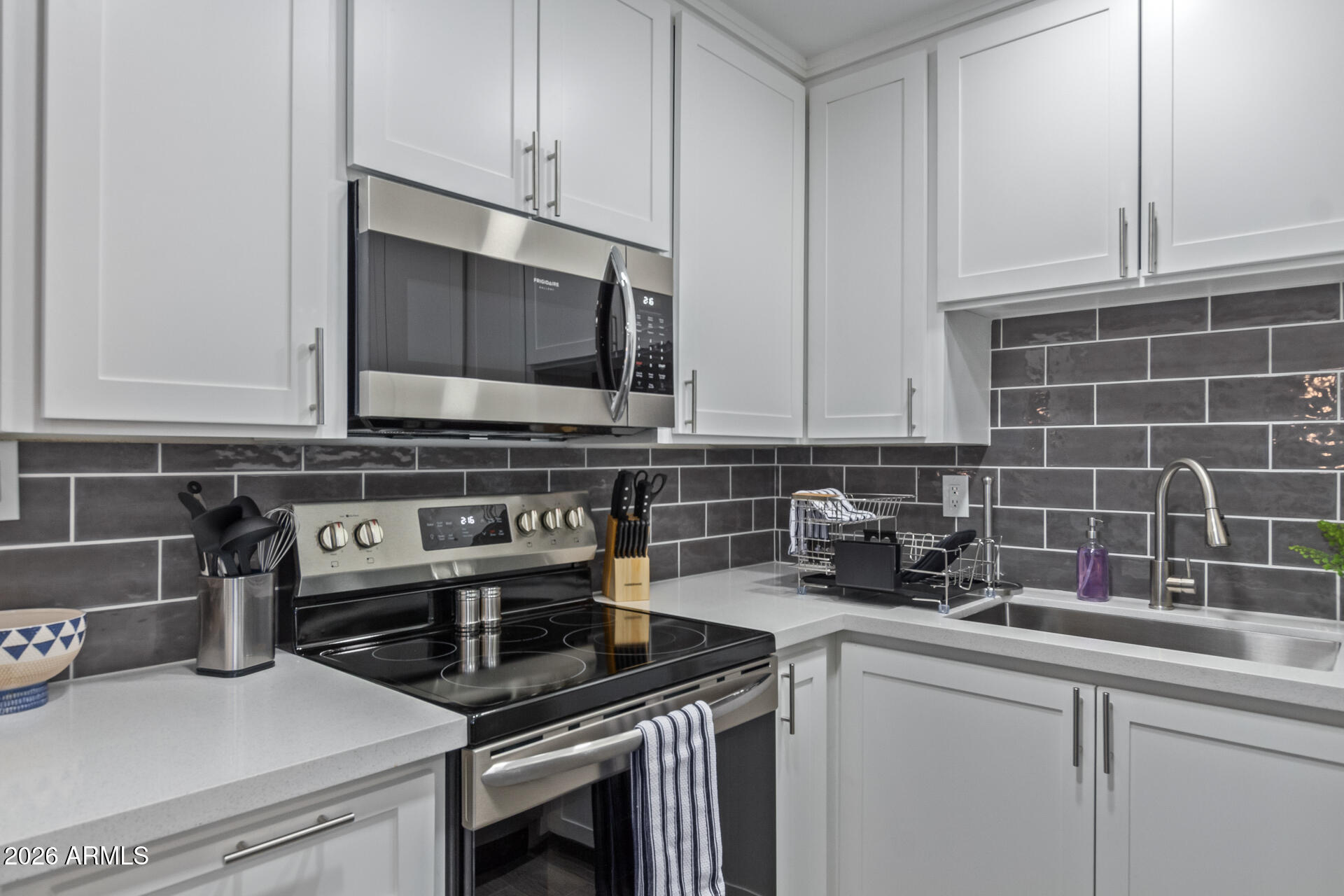 6721 E MCDOWELL Road C311