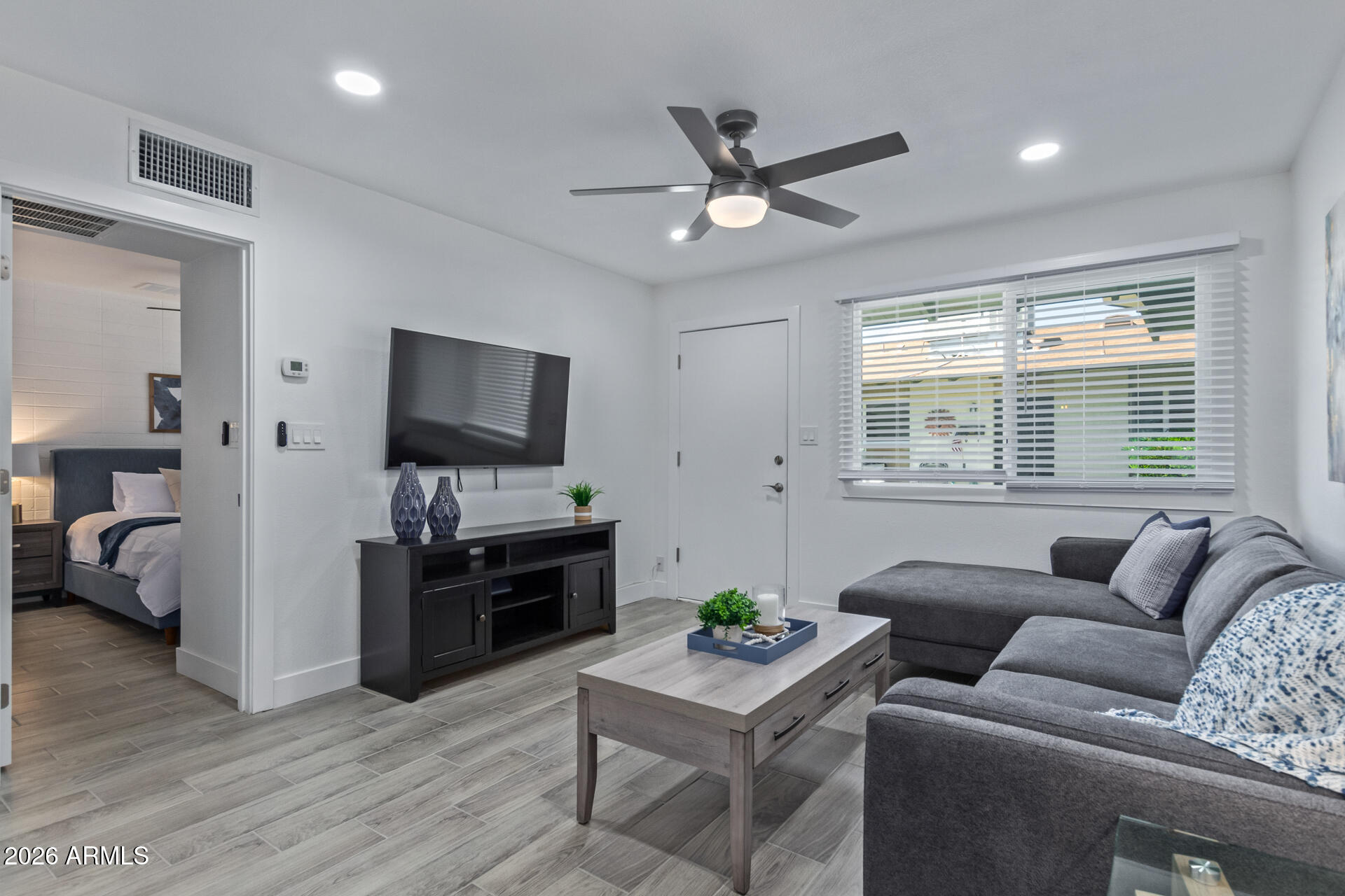 6721 E MCDOWELL Road C311