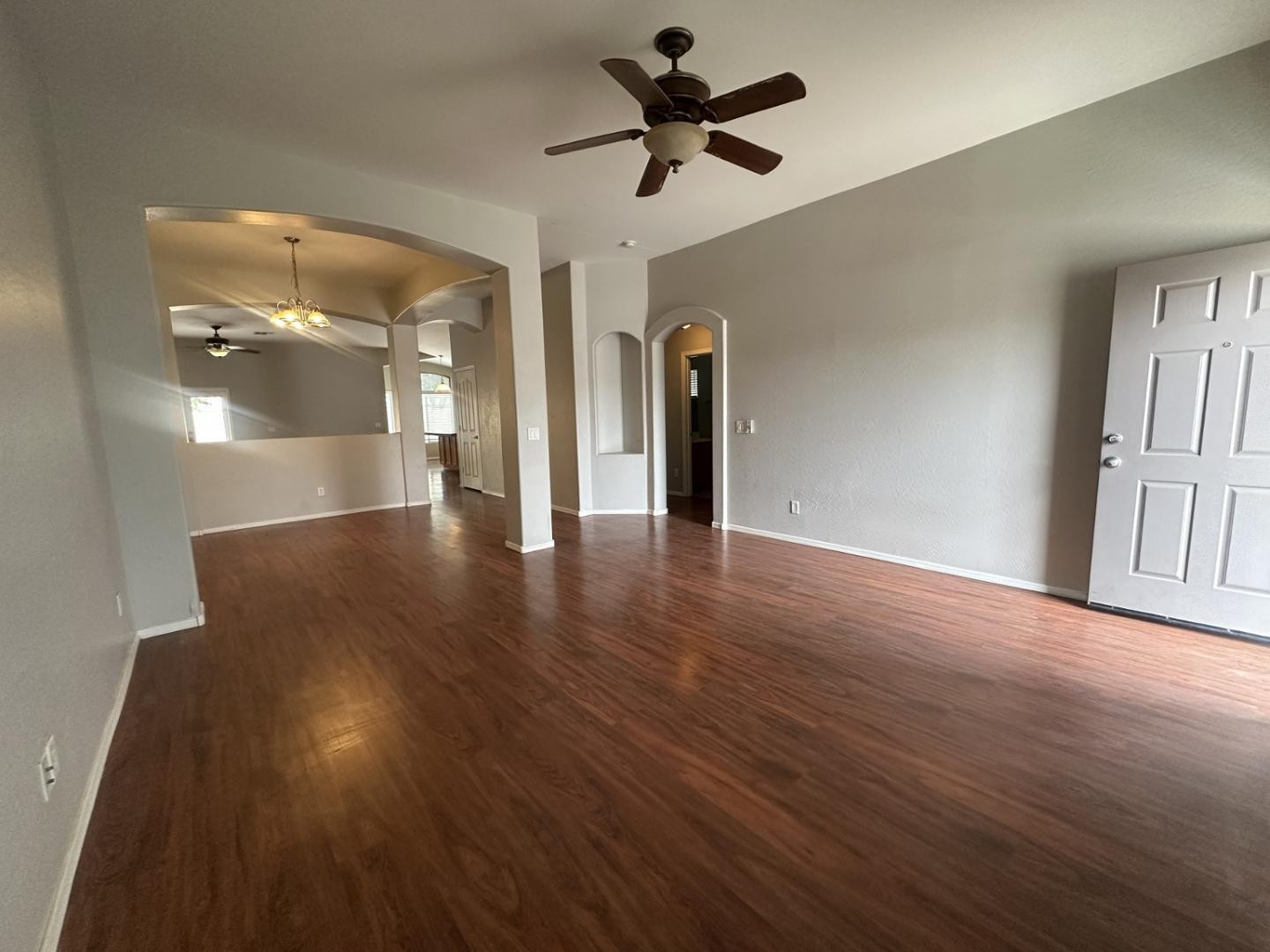 1271 N Fresno Street