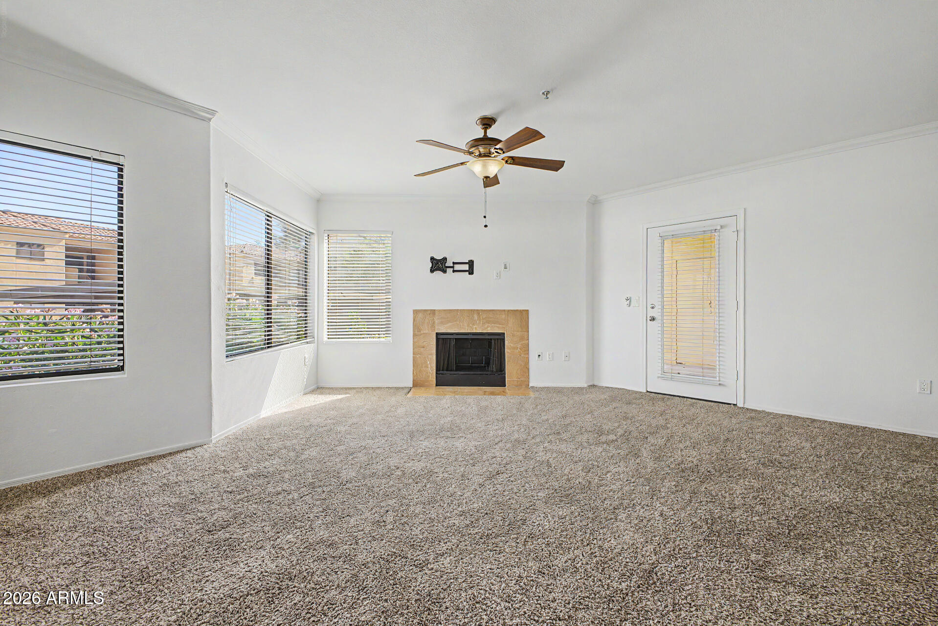 7575 E INDIAN BEND Road 1075