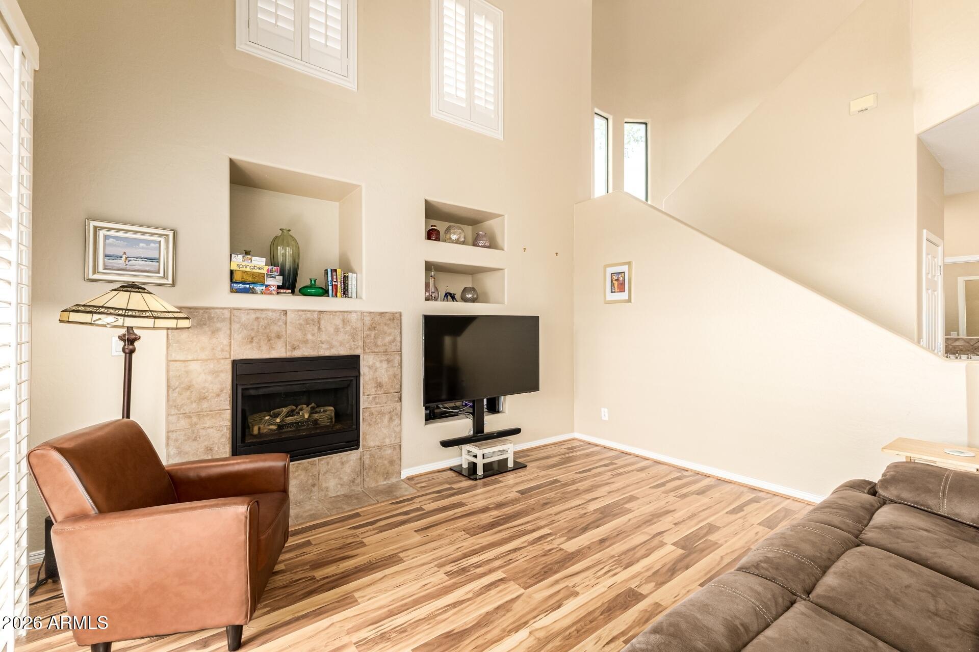 19550 N GRAYHAWK Drive 1074
