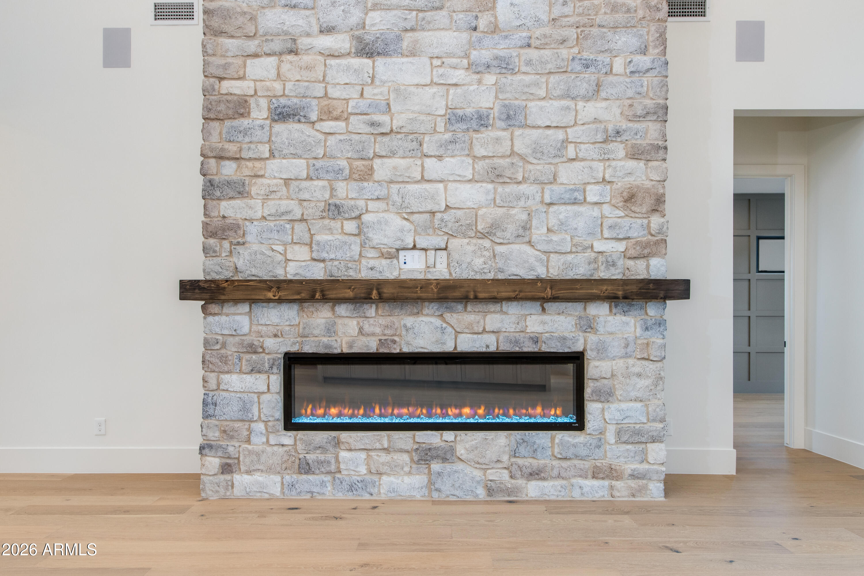 5928 E LARKSPUR Drive