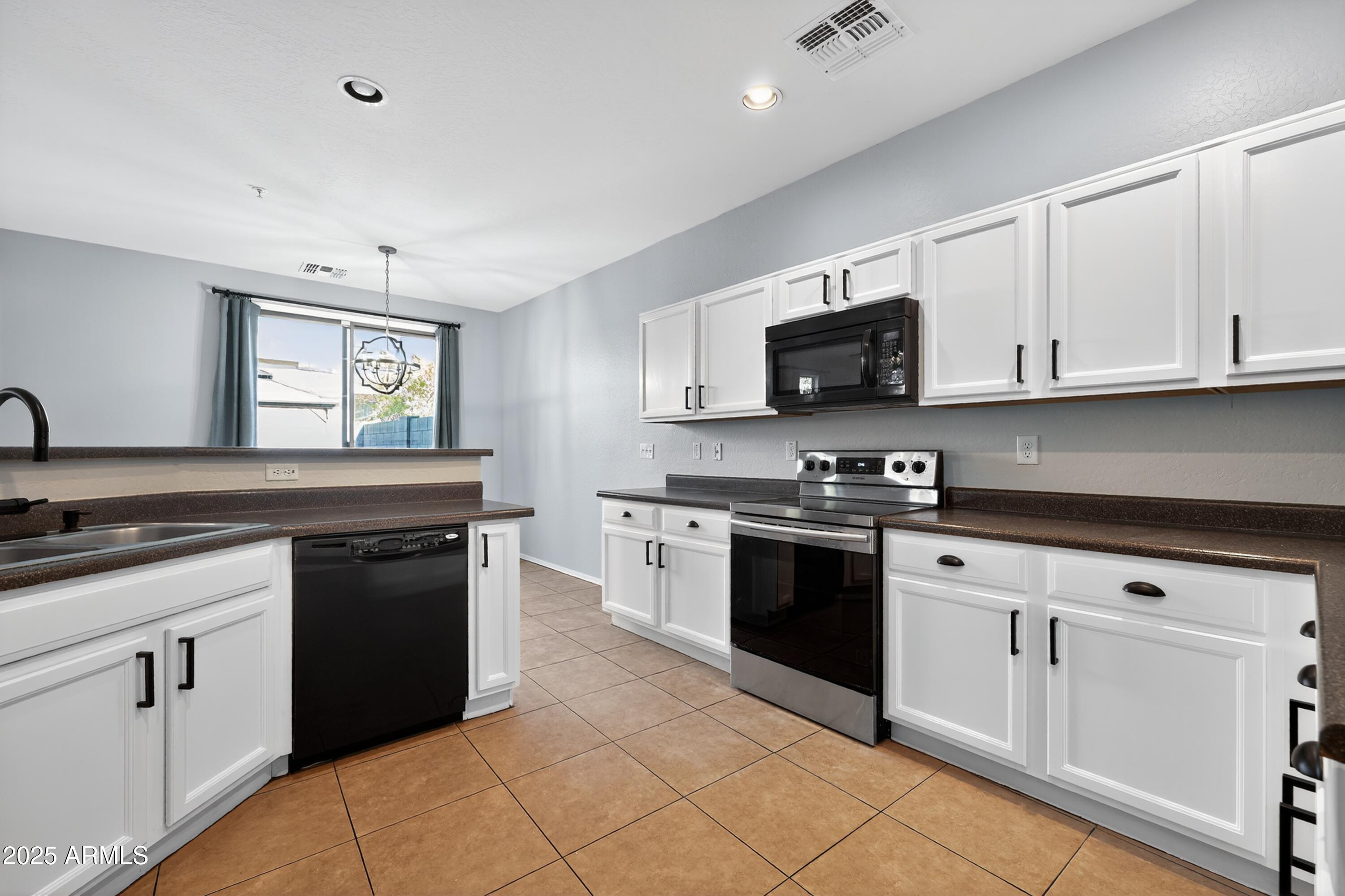 Homes for Sale in Queen Creek Arizona 3 1250 S RIALTO -- 31