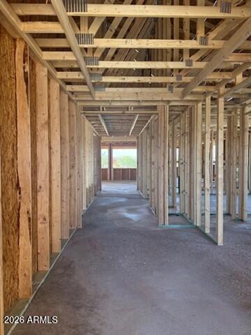 19024 W MARYLAND Avenue