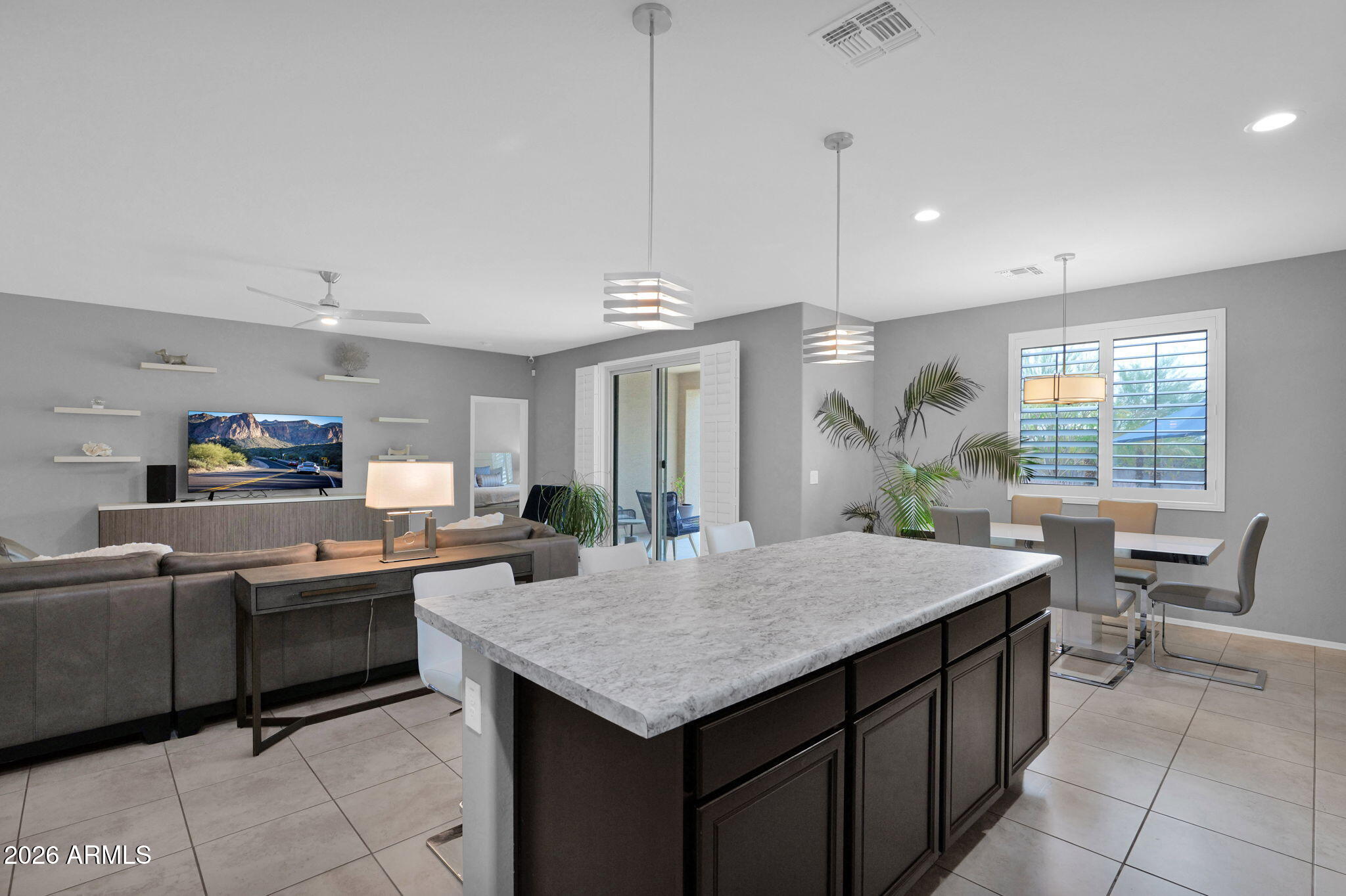 10219 W LAWRENCE Lane