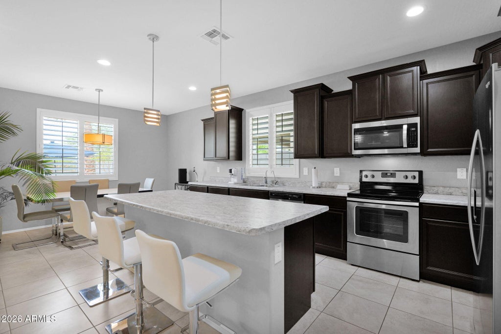 Photo of 10219 W Lawrence Lane, Peoria, AZ 85345 (MLS # 7073458)