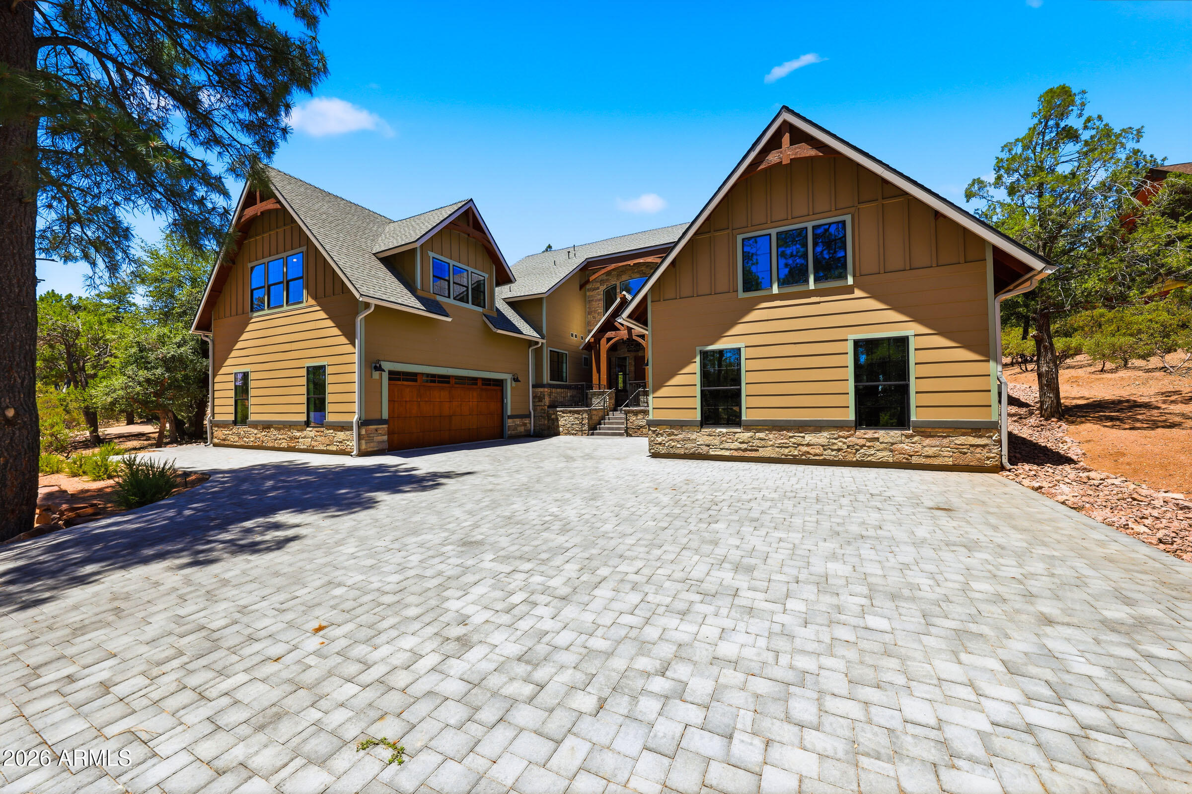 606 N Club Drive