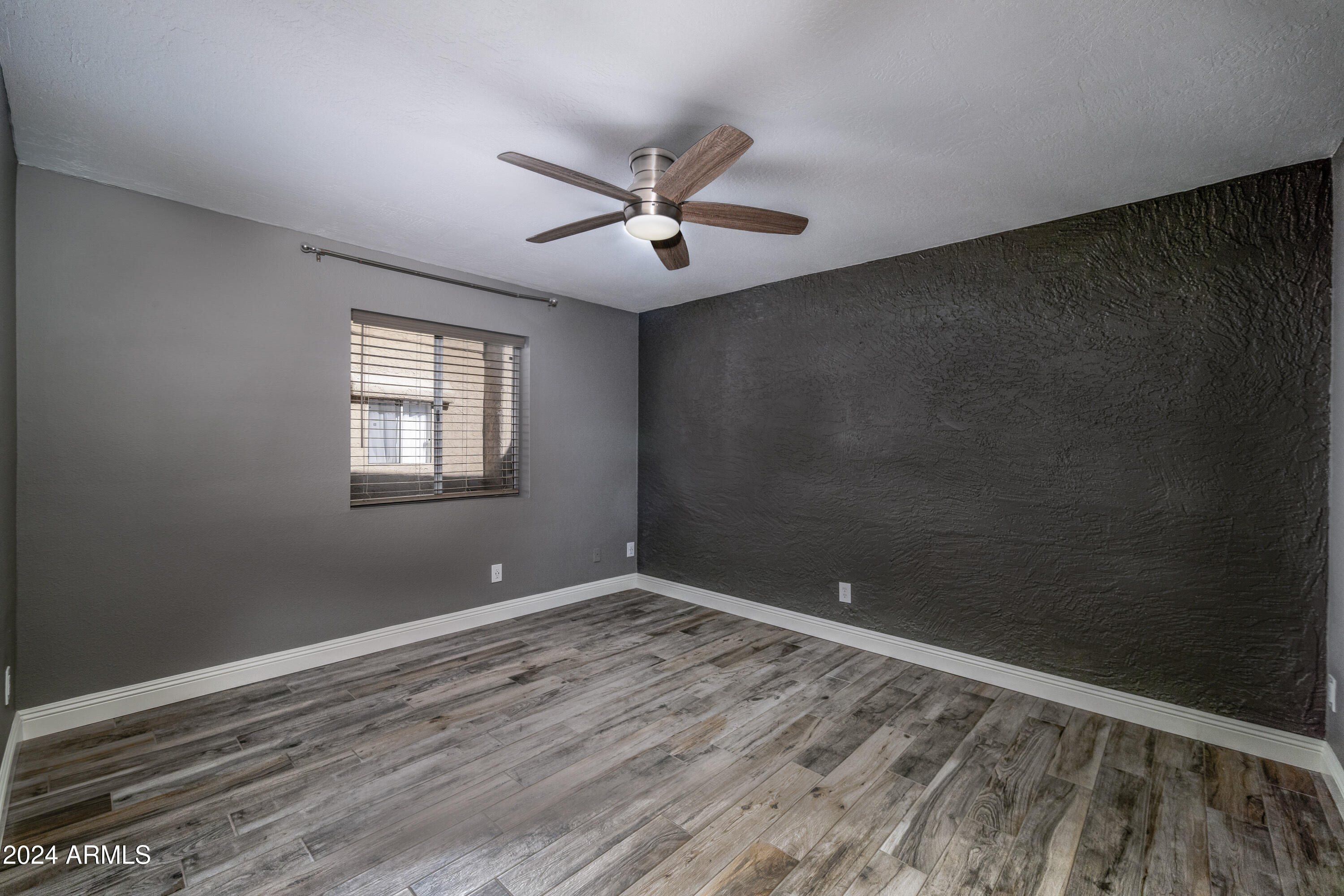 Phoenix, Arizona 85032, United States, 2 Bedrooms Bedrooms, ,2 BathroomsBathrooms,Residential,Pending,23783