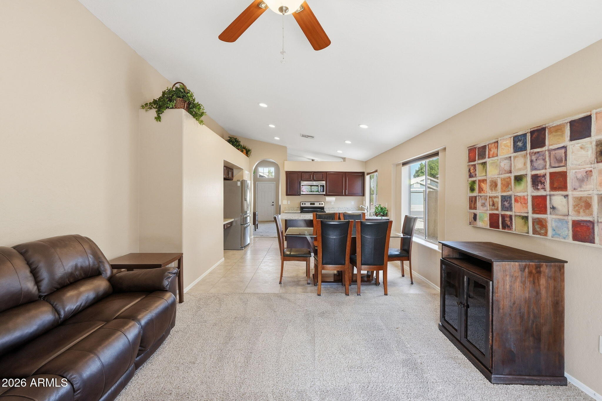 7533 E NAVARRO Avenue