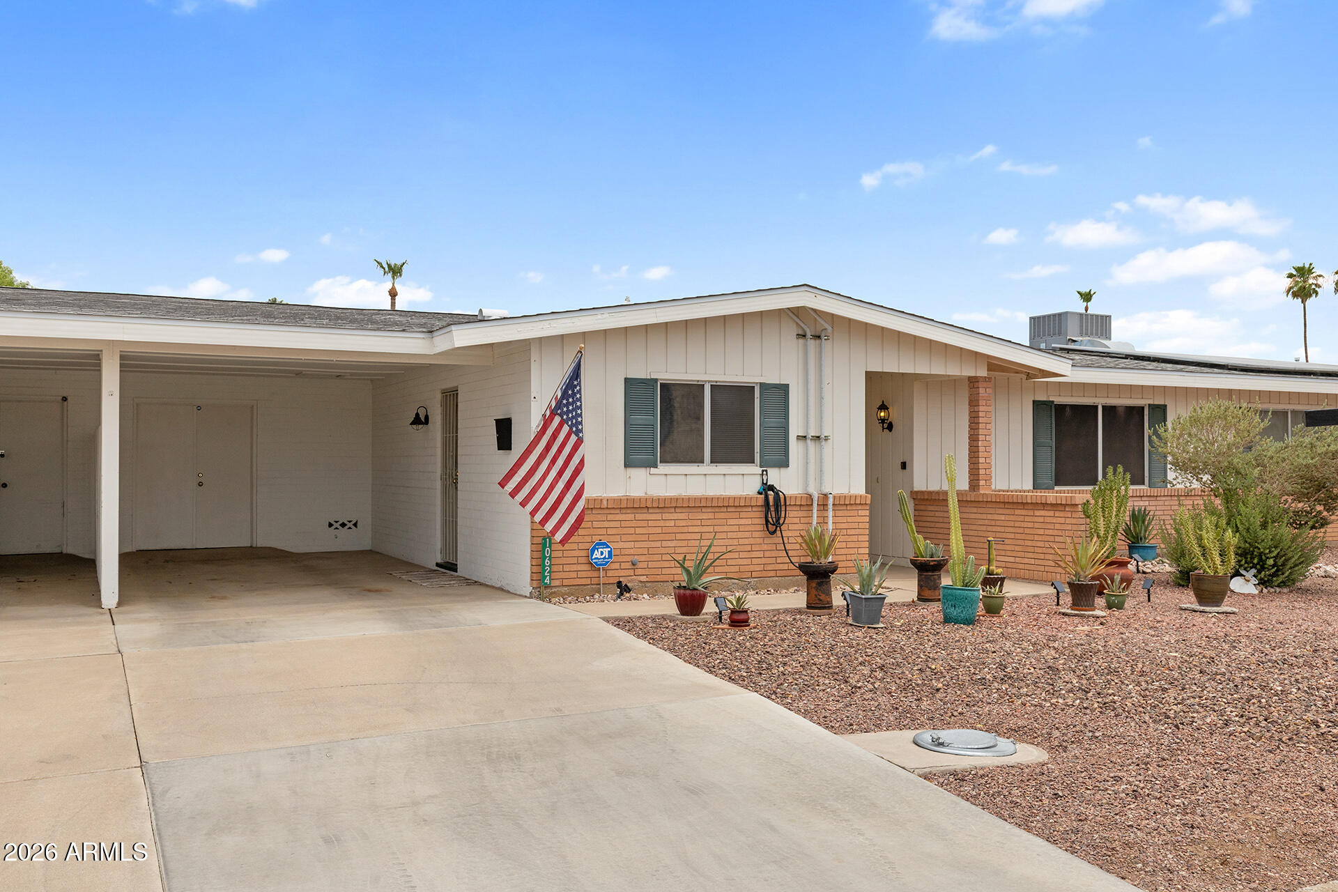 10624 W CLAIR Drive