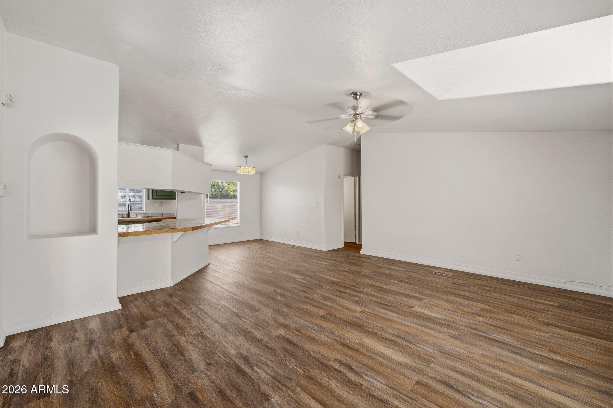 20155 E MINGUS Drive