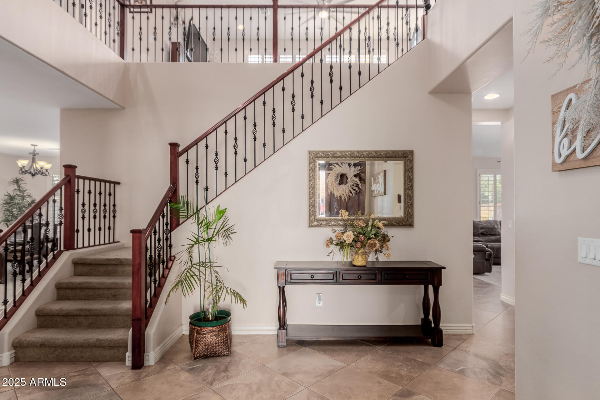 117 E BLUE LAGOON Drive