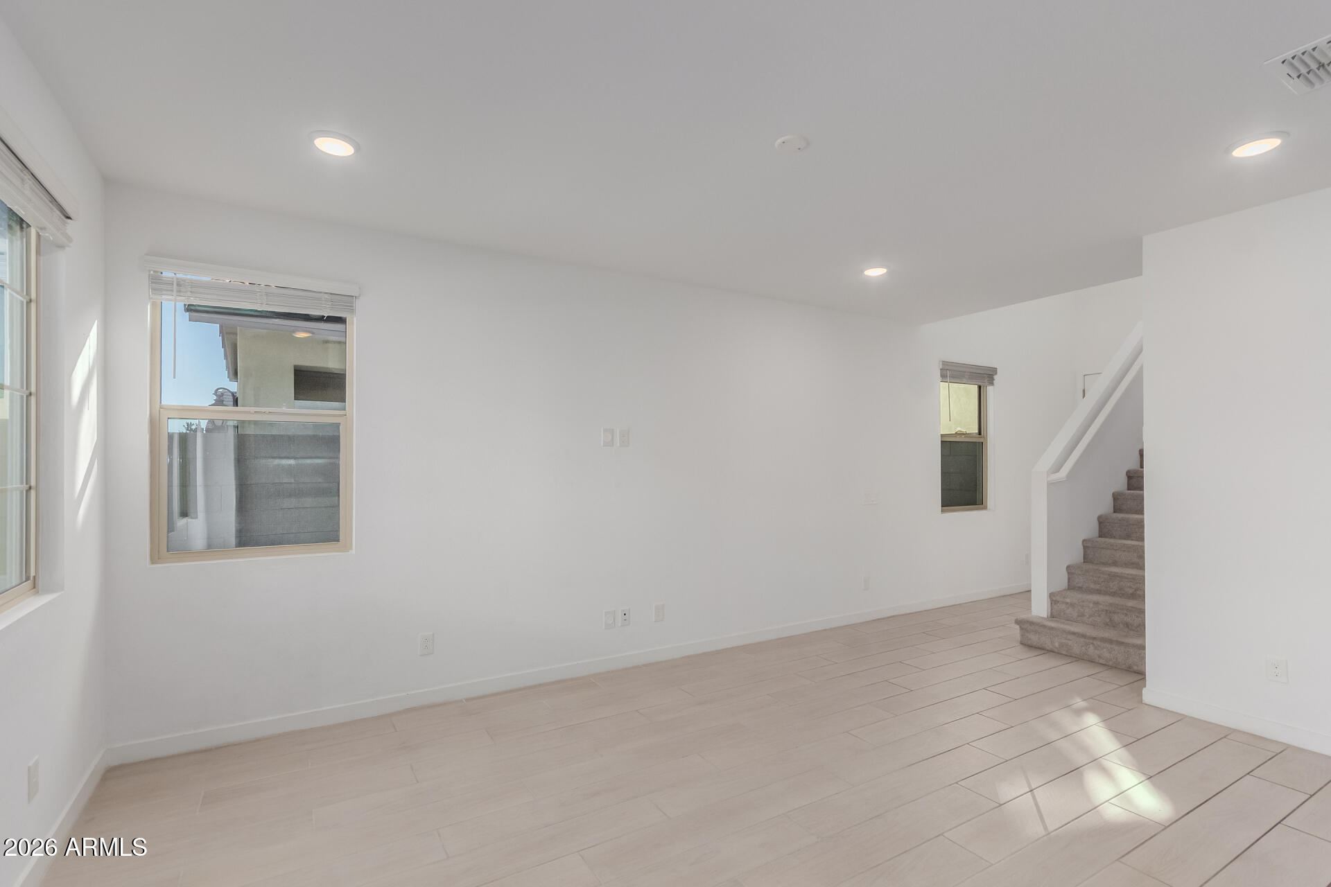 9314 E SEQUENCE Avenue