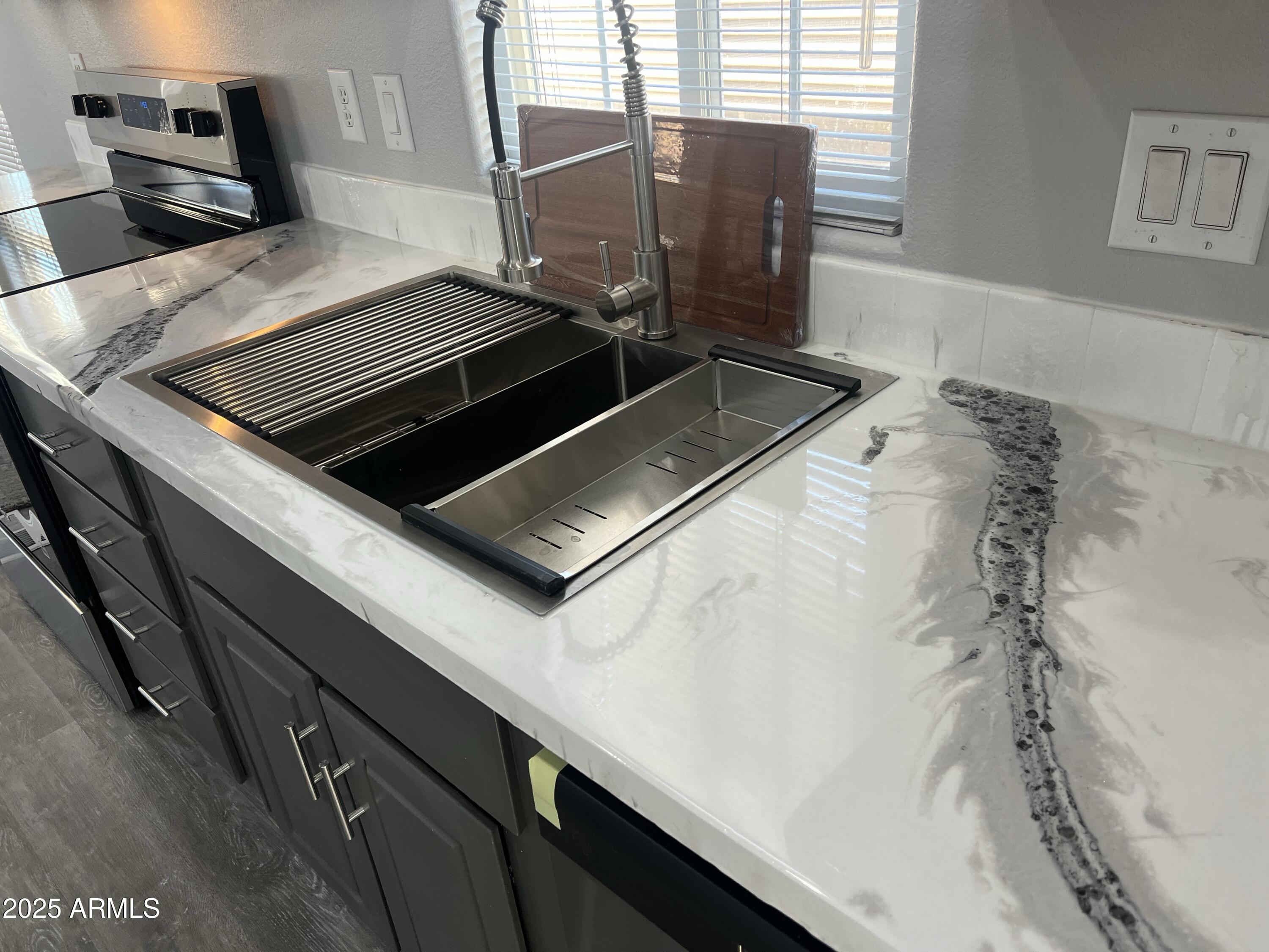 10701 N 99TH Avenue 65