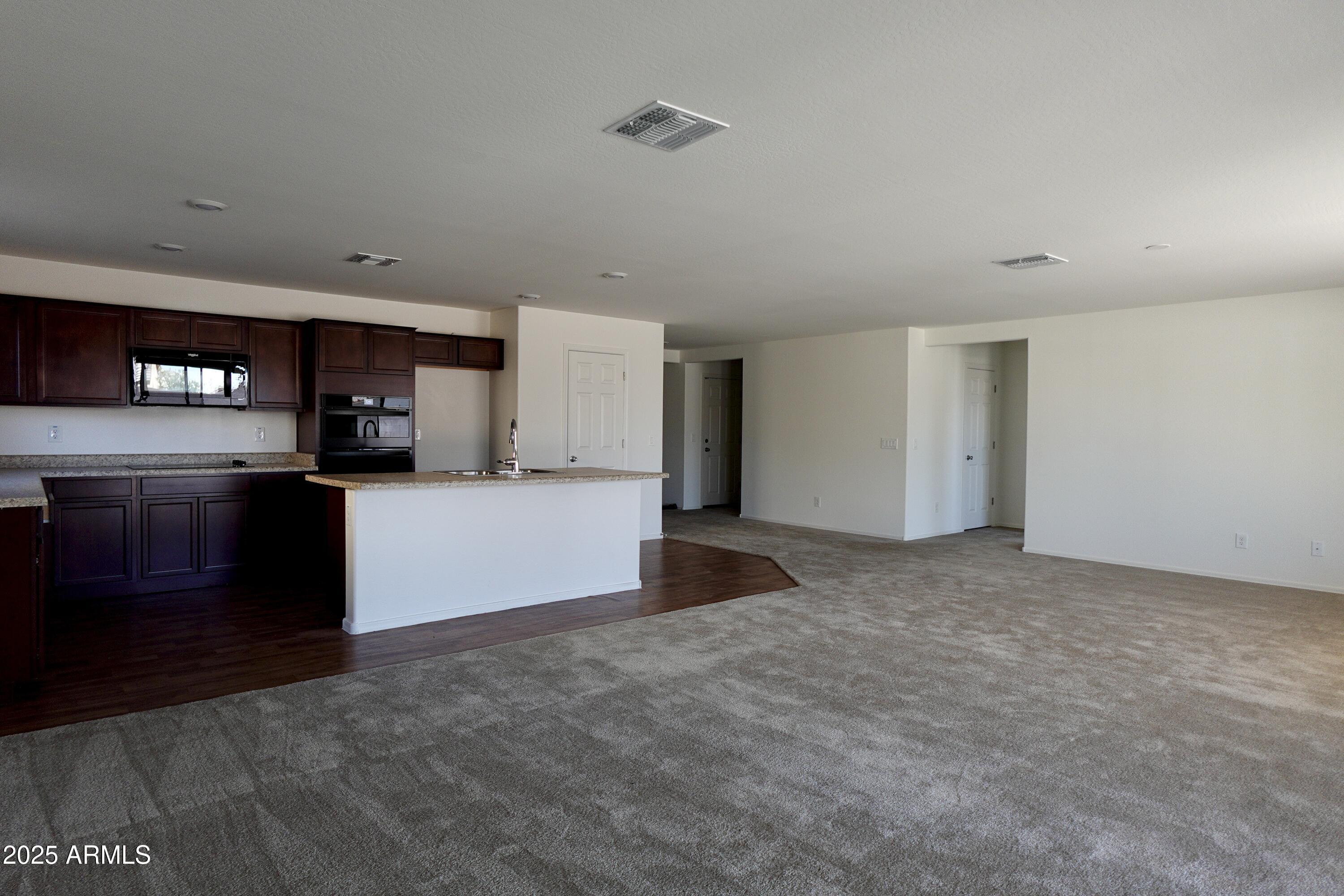 19841 W CHERRY LYNN Road W