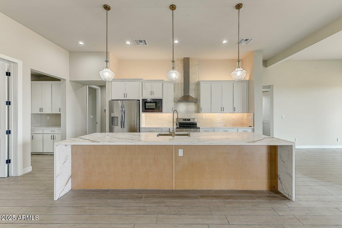 31505 N 166th Place