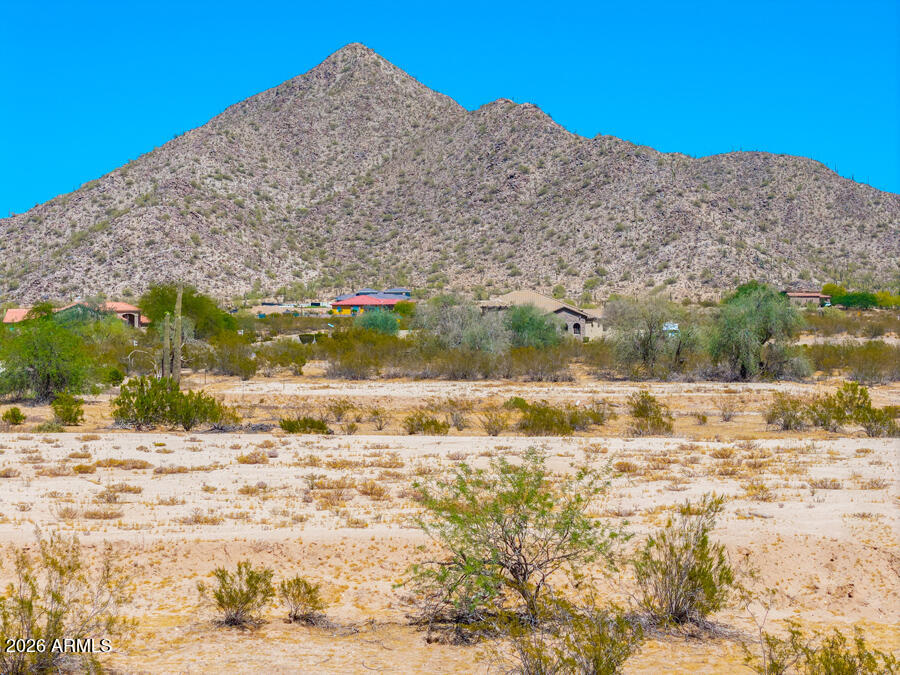 LAS MONTANAS UNIT 2 - Land