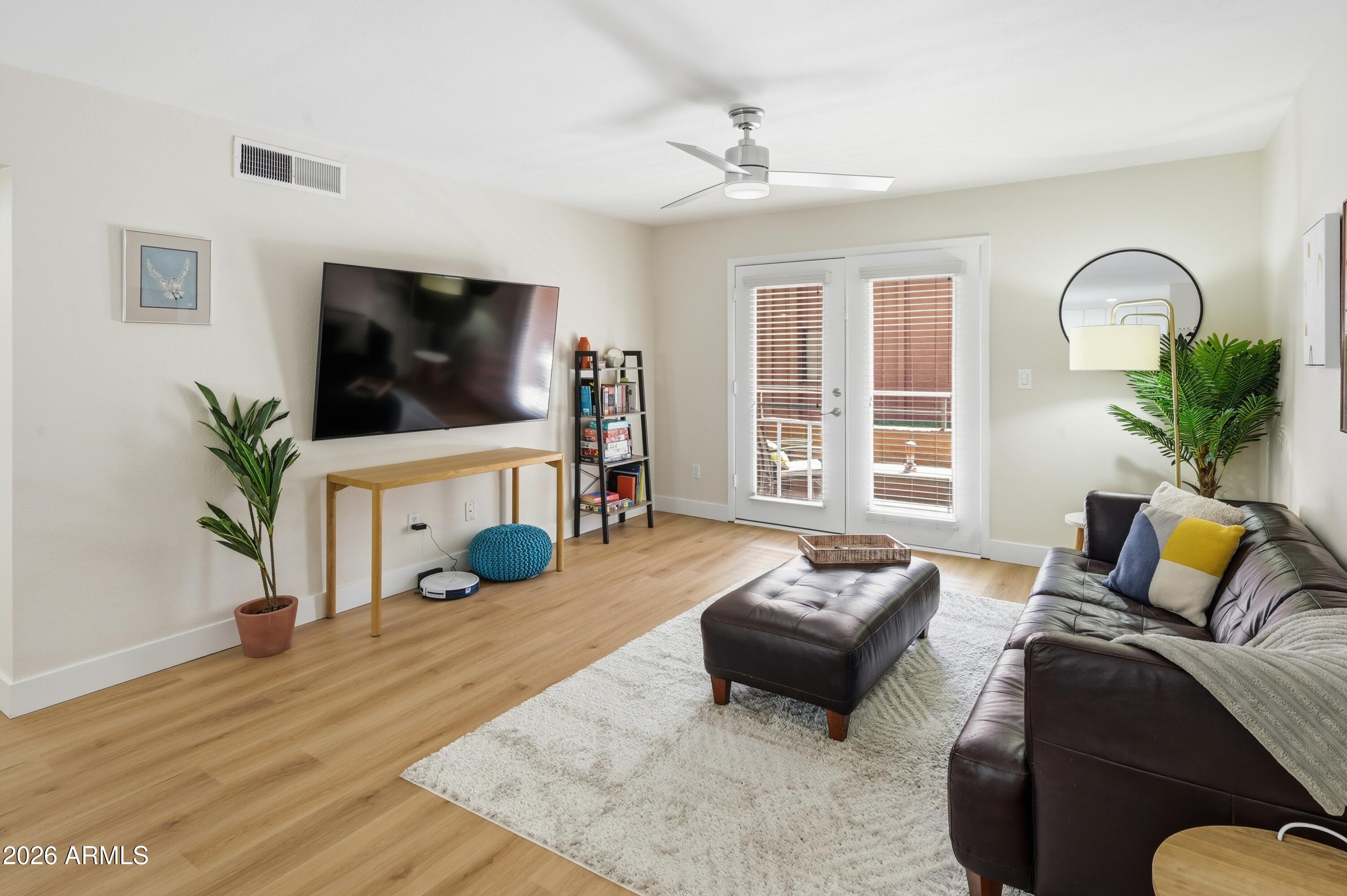 4704 E PARADISE VILLAGE Parkway N 228