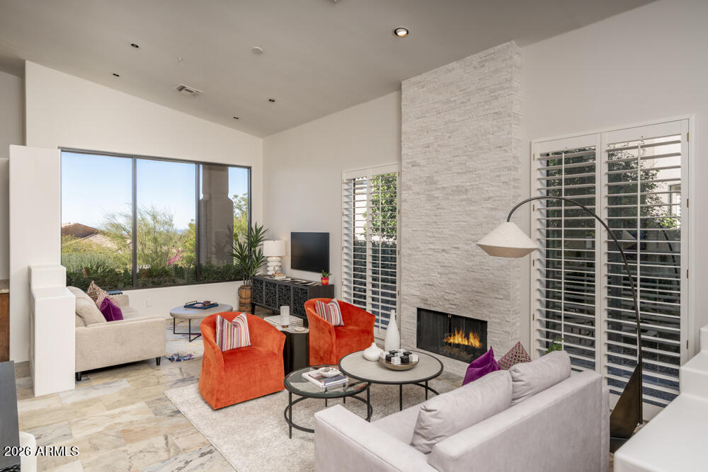 24350 N WHISPERING RIDGE Way 10