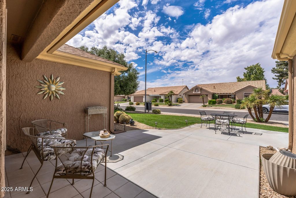 Photo of 14123 W Circle Ridge Drive, Sun City West, AZ 85375 (MLS # 6912852)
