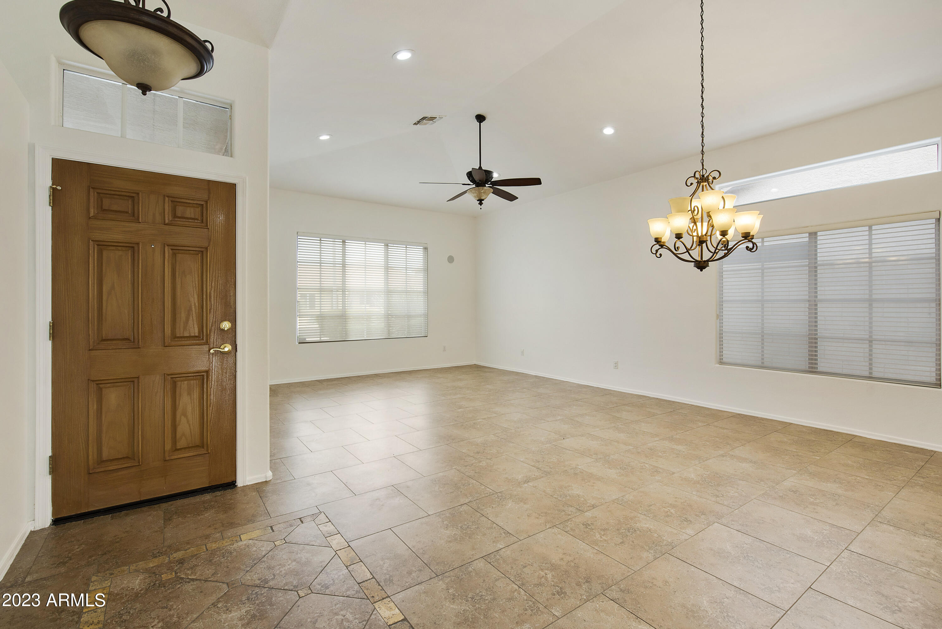 4611 E FERNWOOD Court