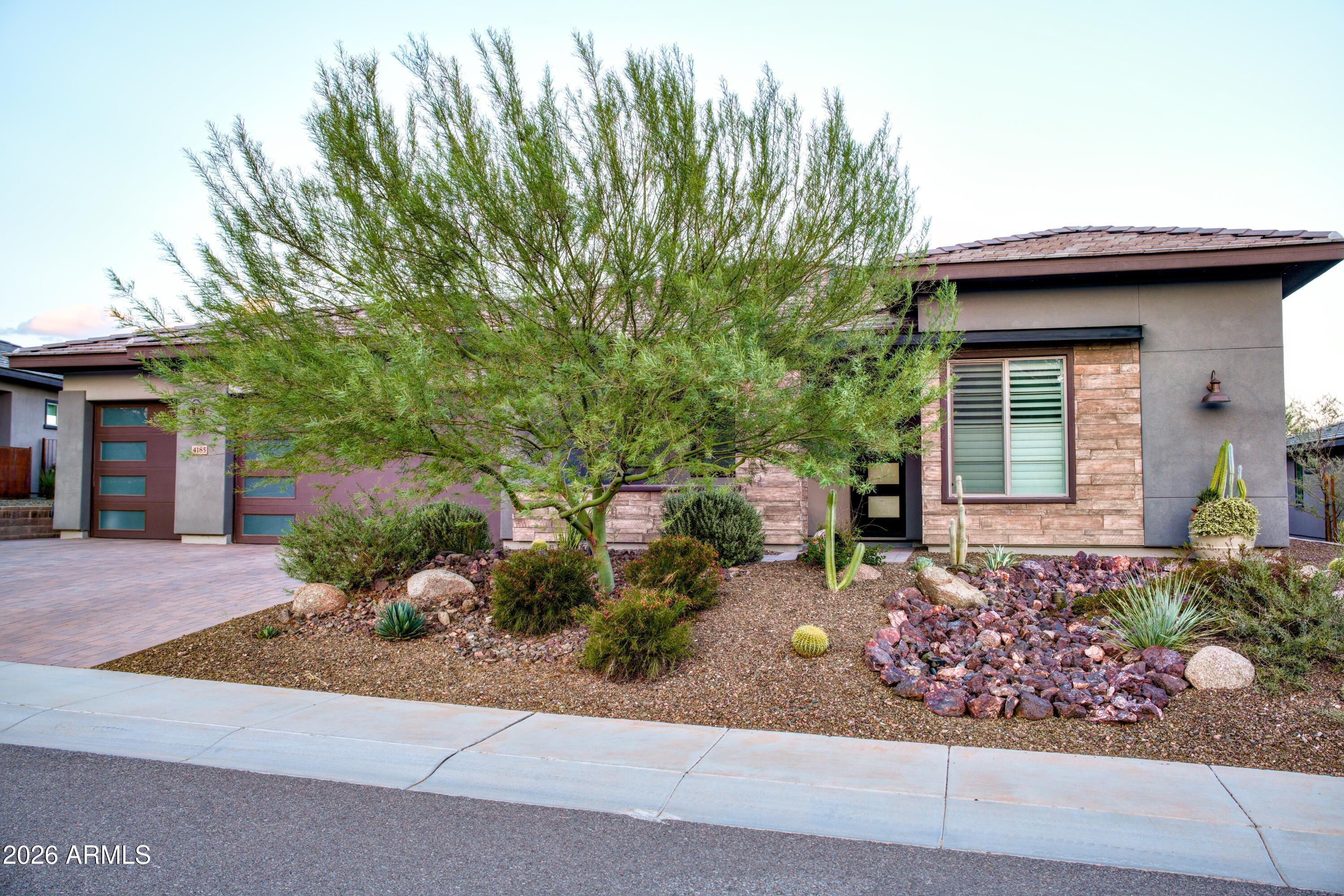 4185 FENCE POST Way