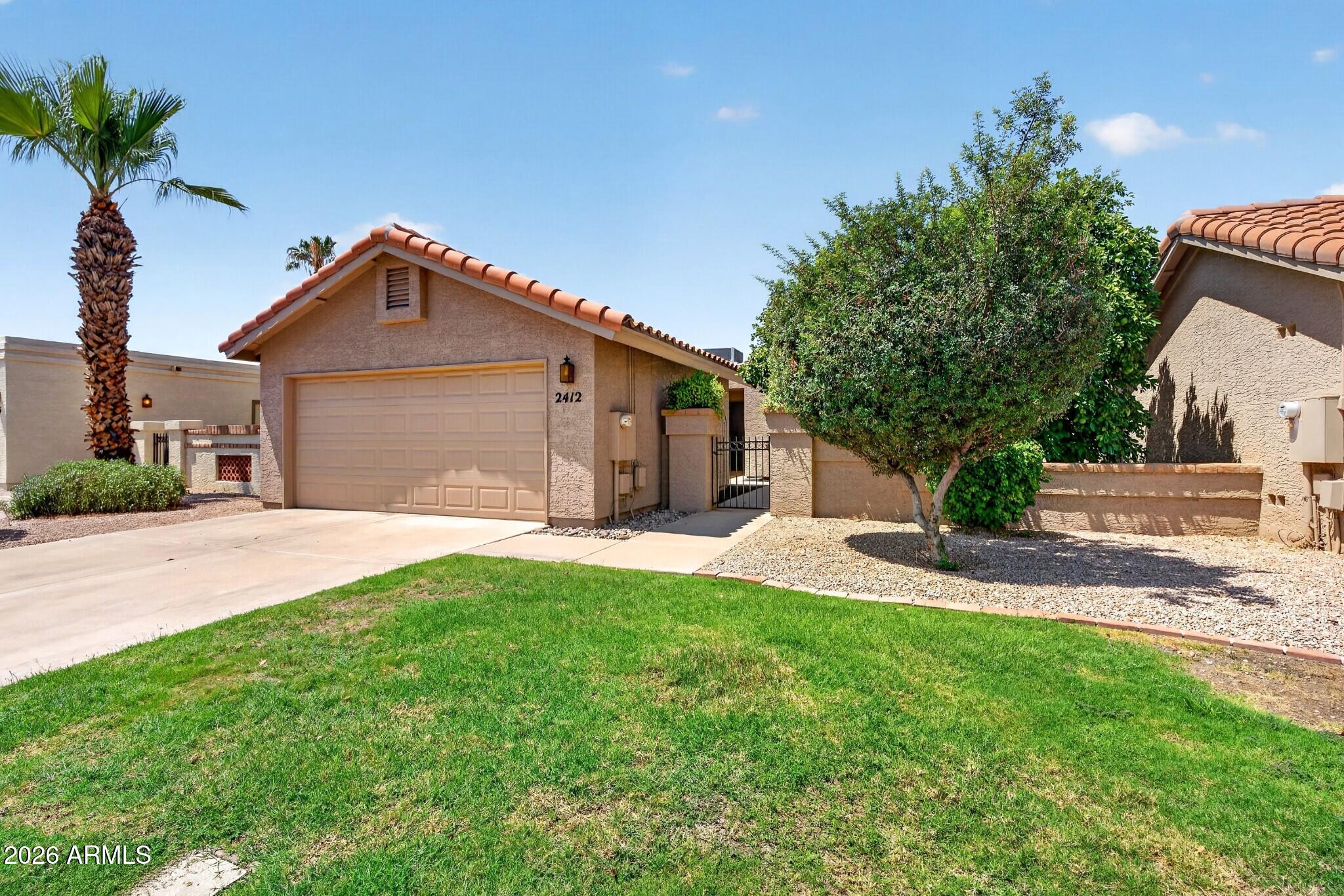 2412 W IRONWOOD Drive