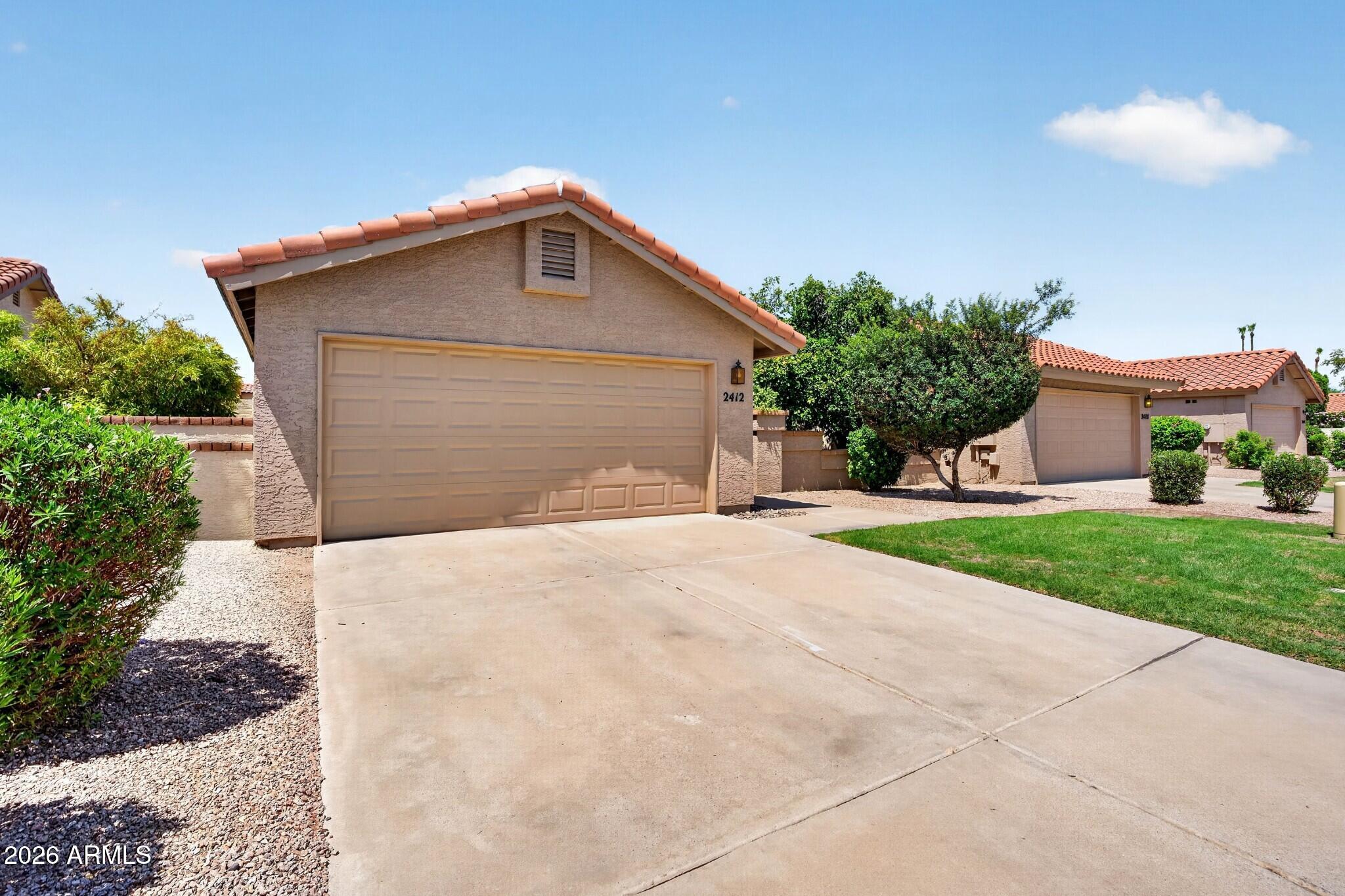 2412 W IRONWOOD Drive