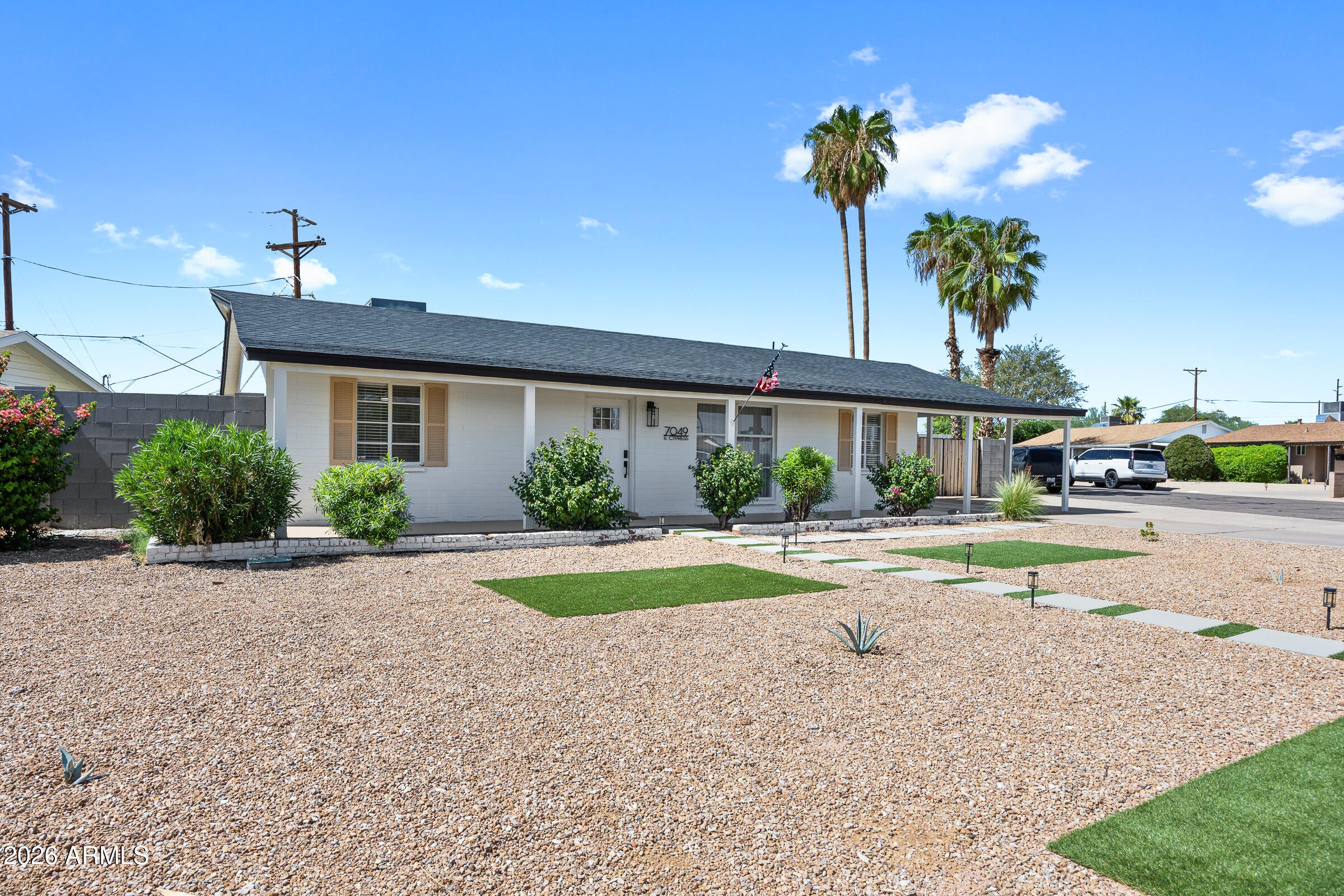 7049 E CYPRESS Street