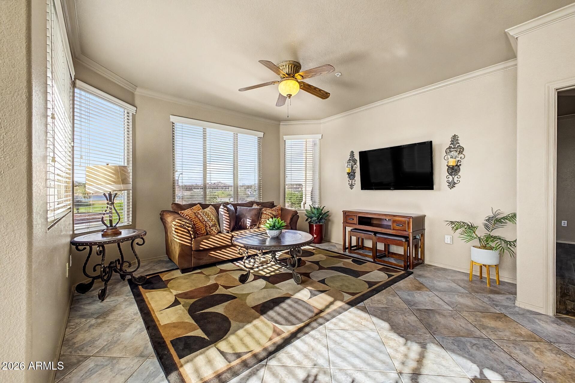 425 W RIO SALADO Parkway 101