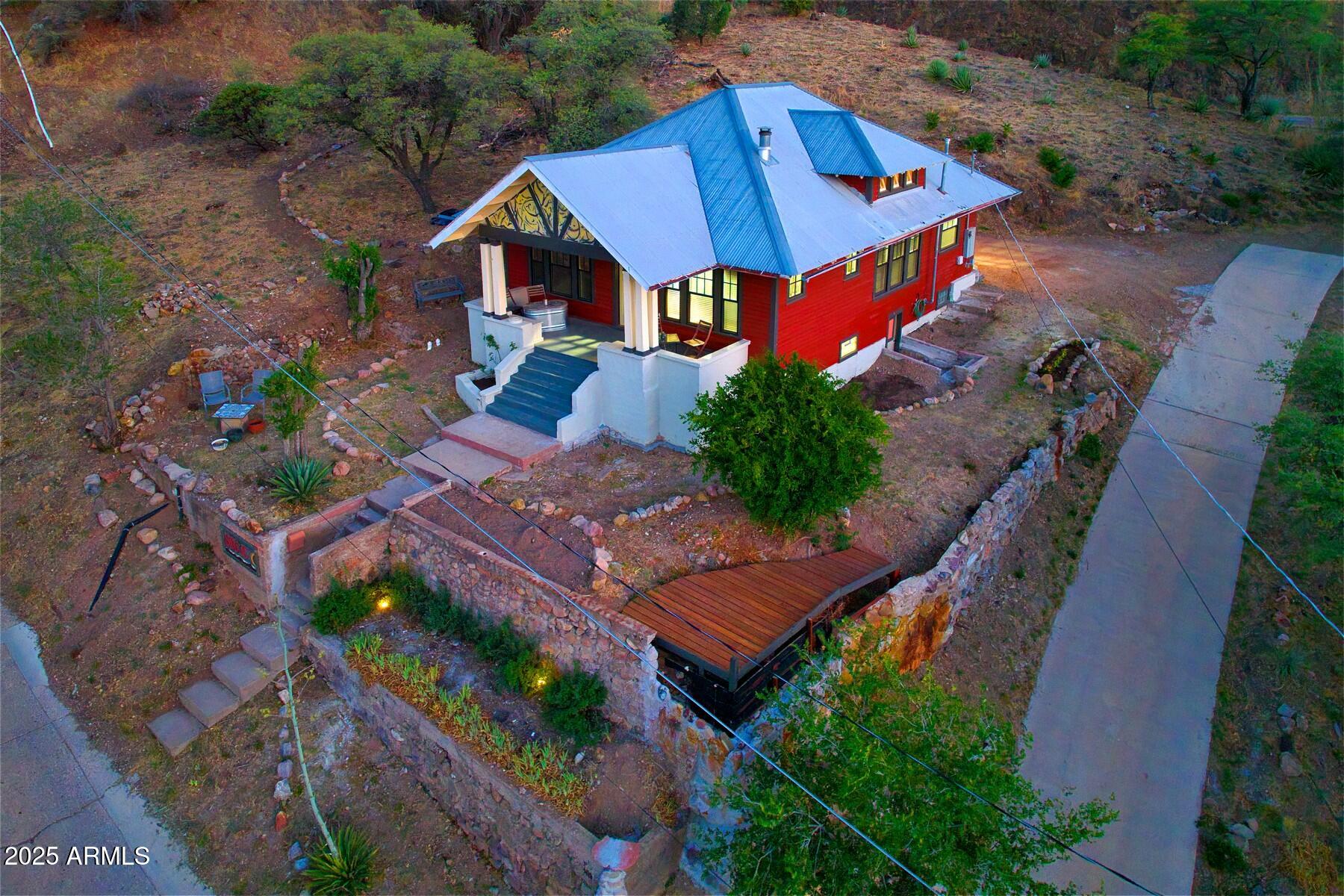 816 TOMBSTONE Canyon C