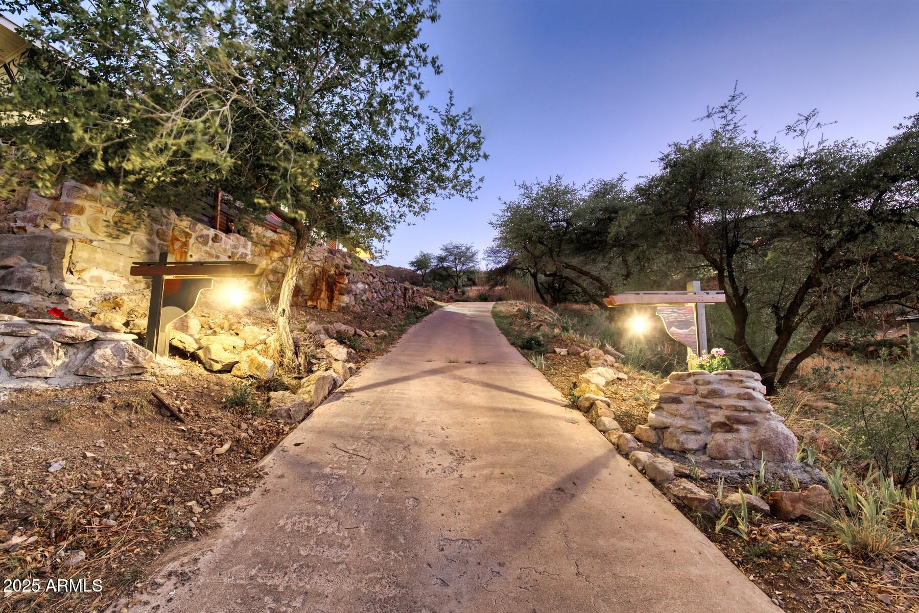 816 TOMBSTONE Canyon C