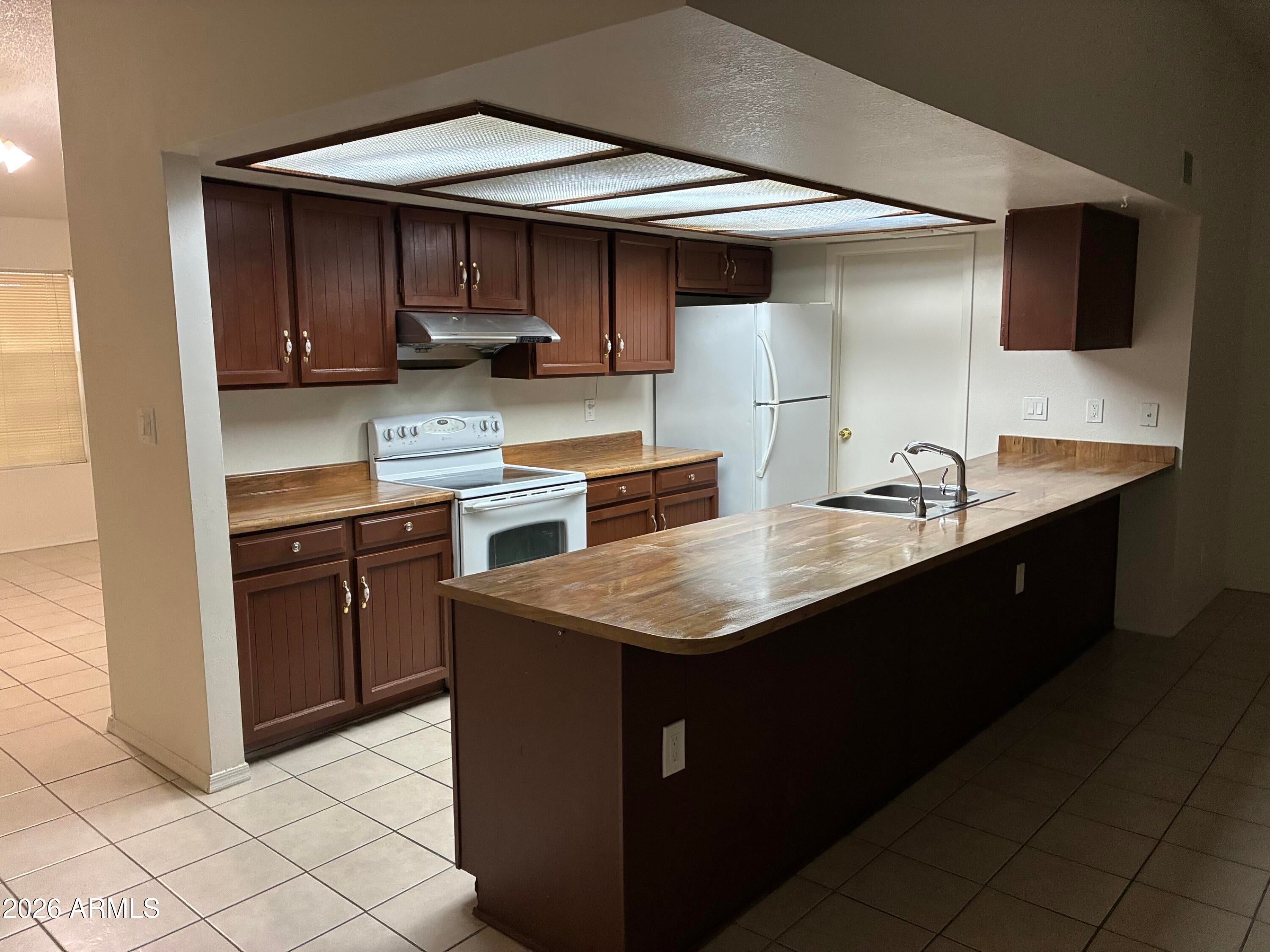2149 S EXTENSION Road
