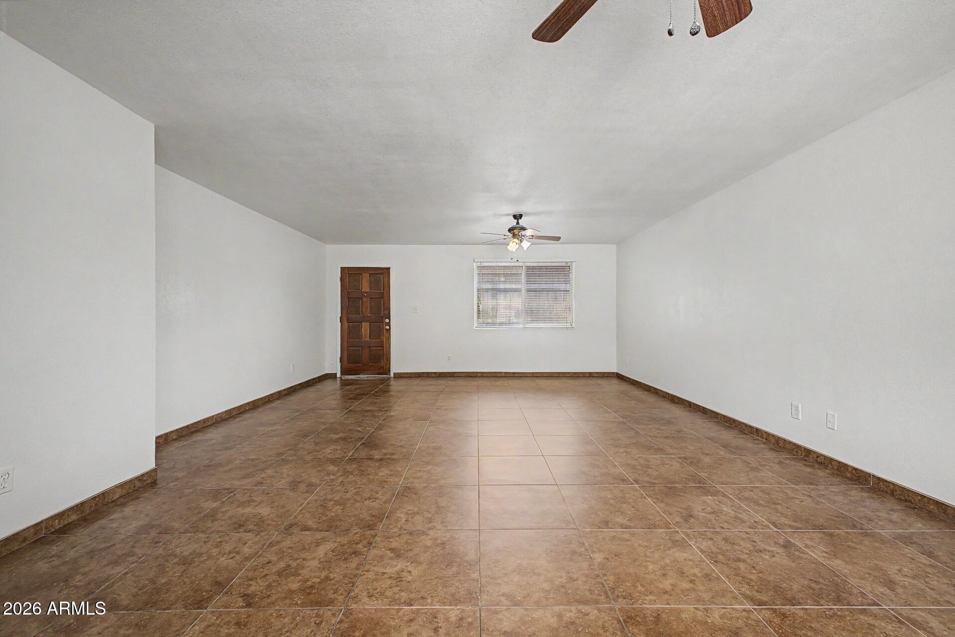 1503 E Newport Drive