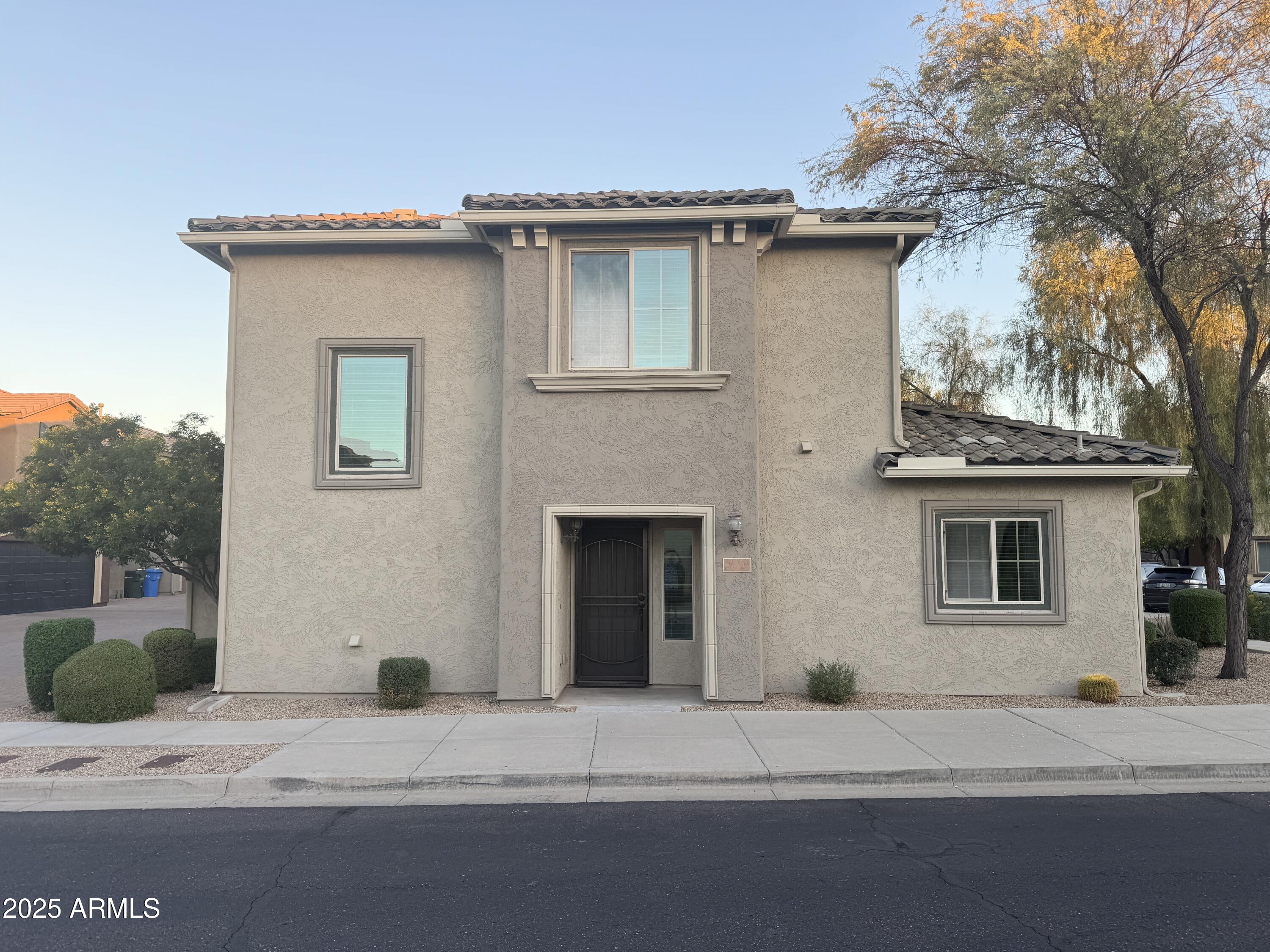 3670 E ZACHARY Drive