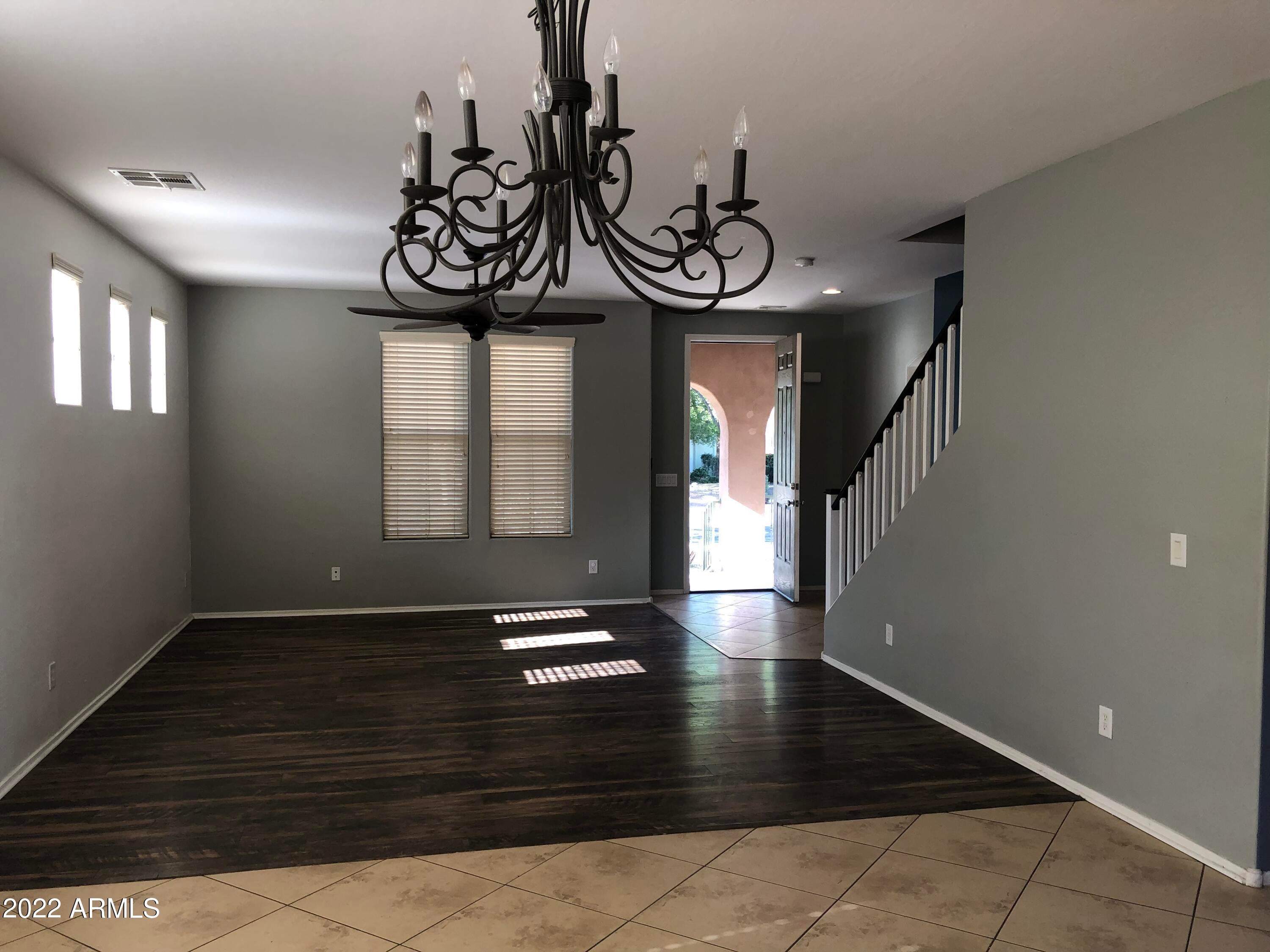 15351 W CHARTER OAK Road