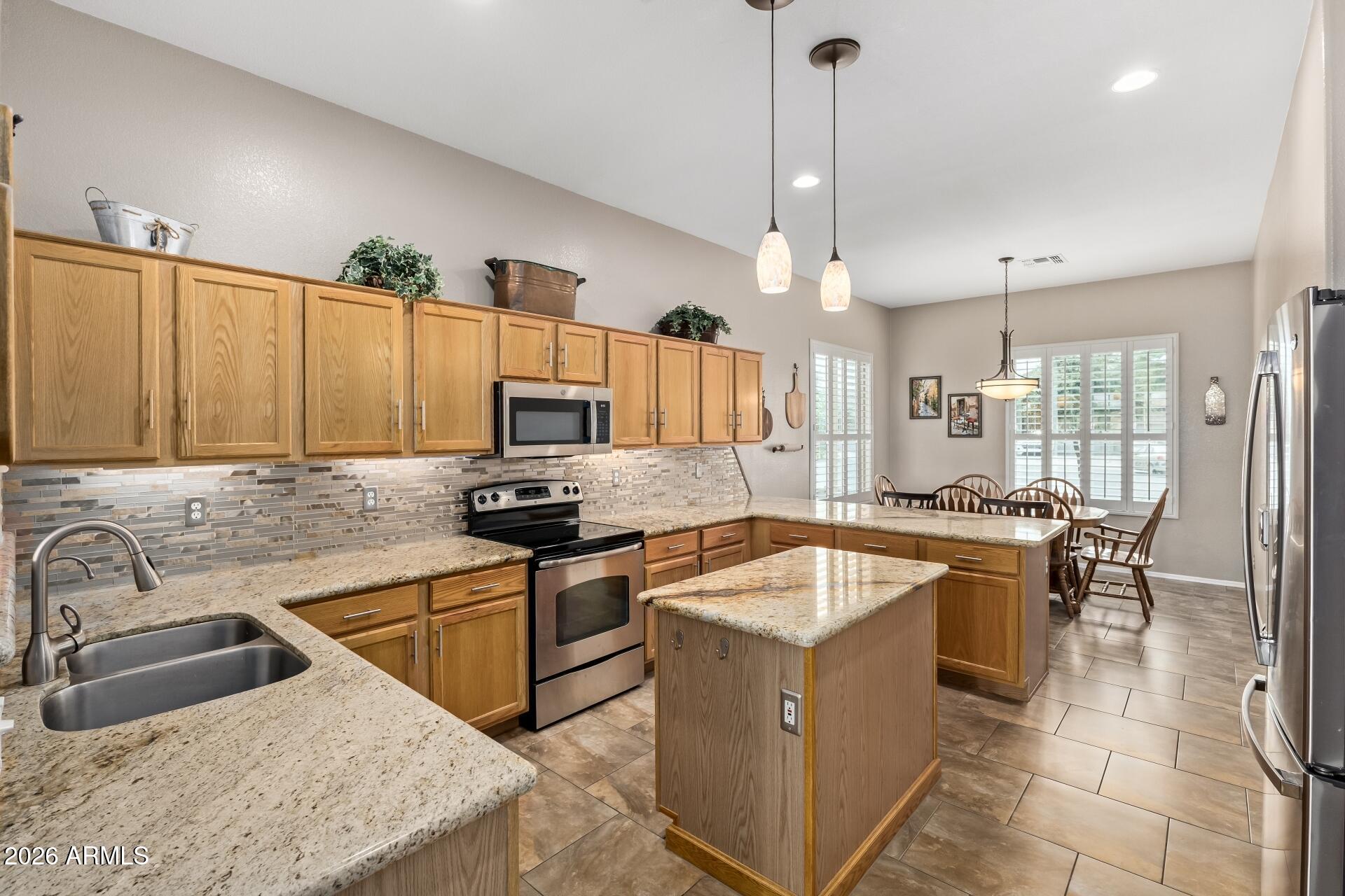 4370 E SUNDANCE Court E