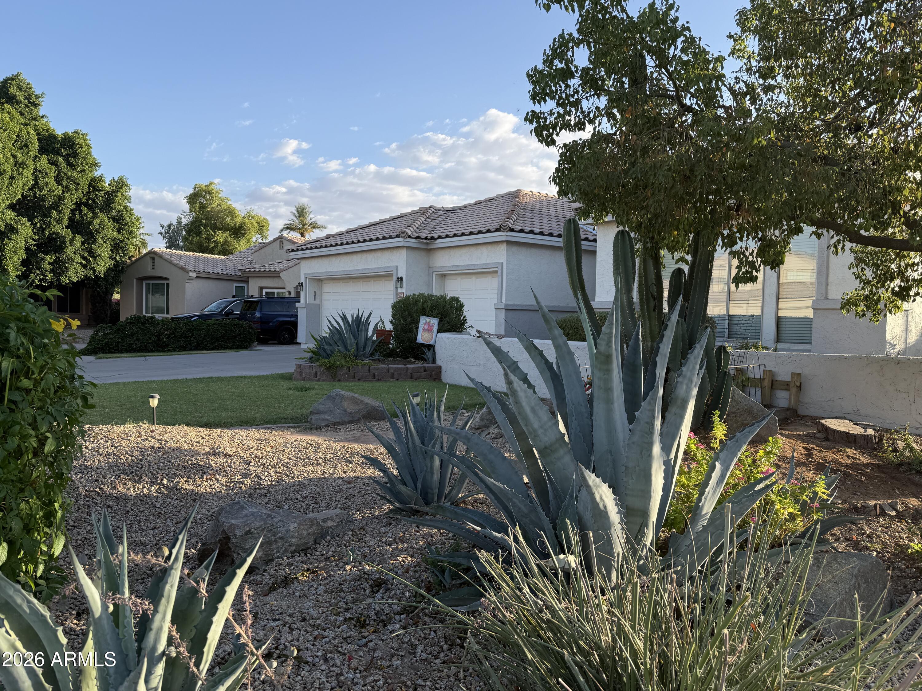 2964 S SANTA ANNA Court