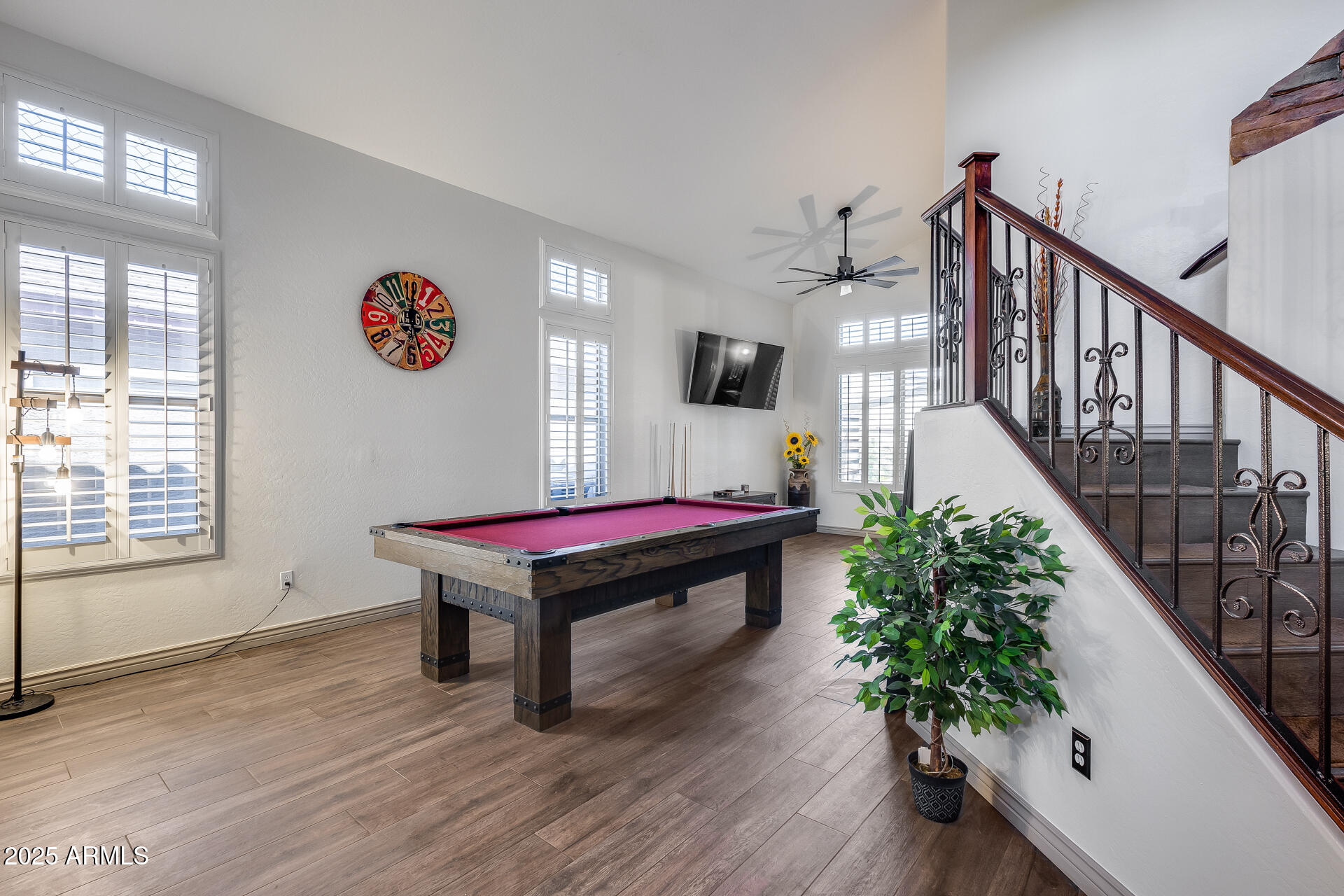 8246 W MELINDA Lane