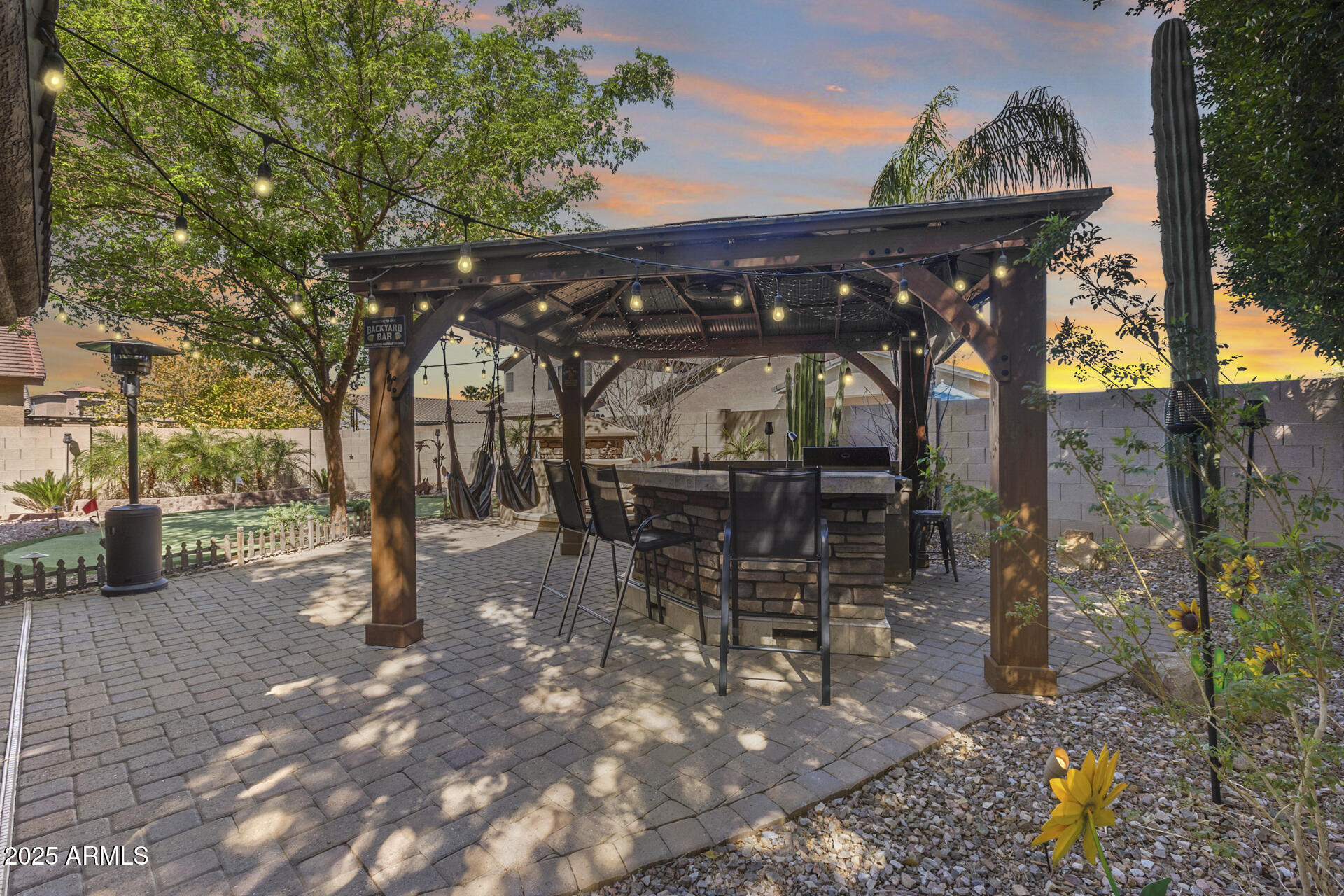 8246 W MELINDA Lane