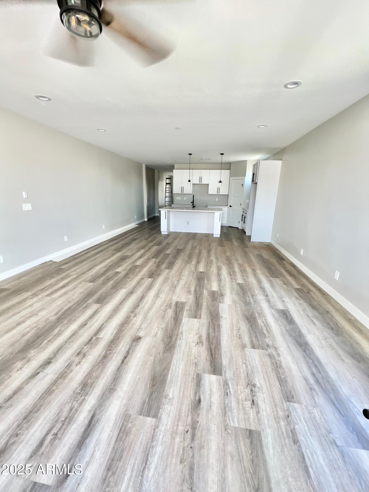 2537 E Southgate Avenue 2