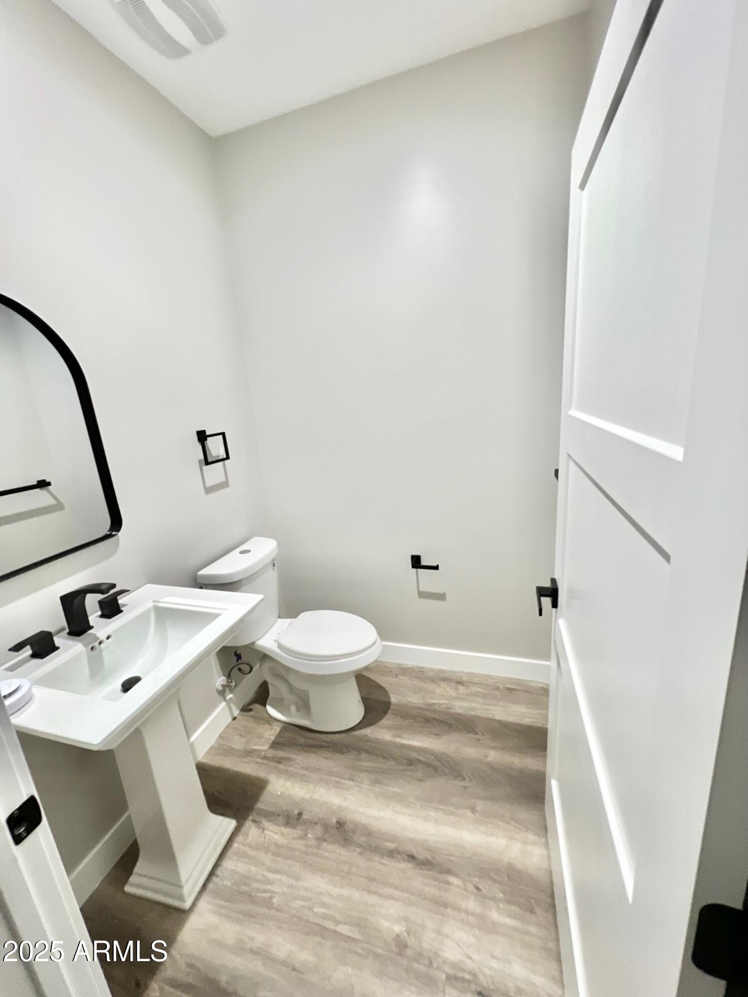 2537 E Southgate Avenue 2