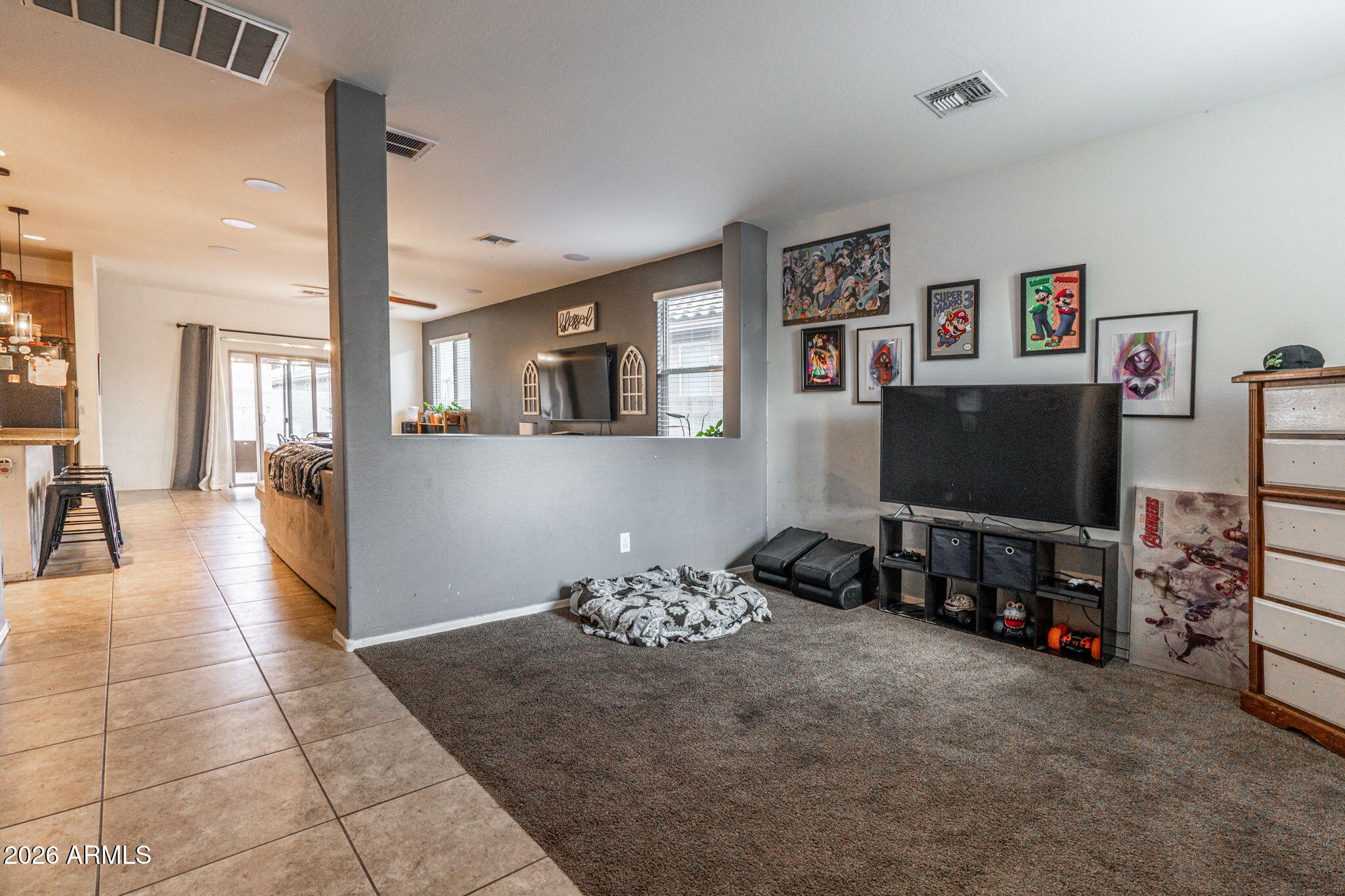 11610 W VENTURA Street W